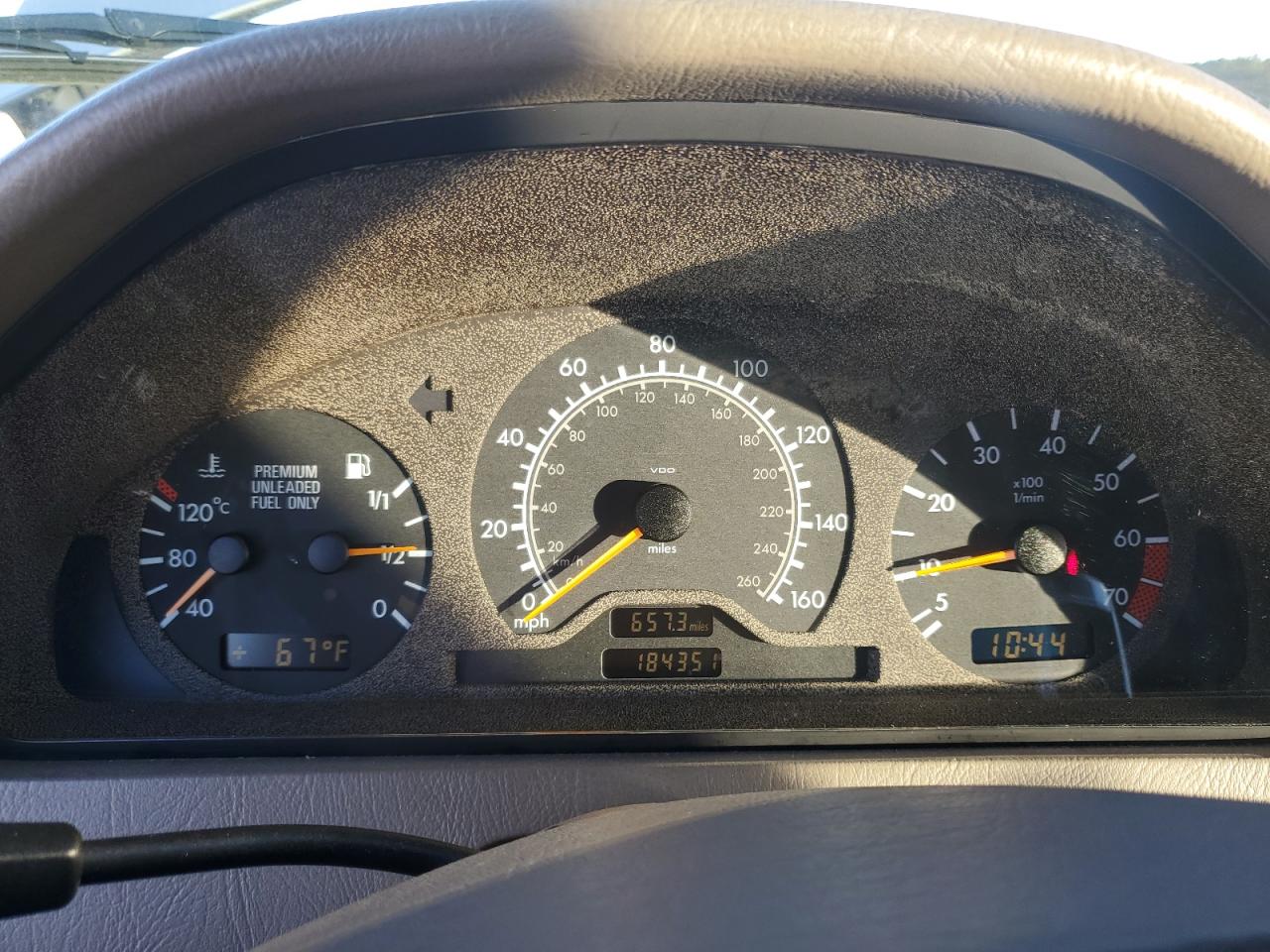 1998 Mercedes-benz C 280 Tan vin: WDBHA29G3WF717668
