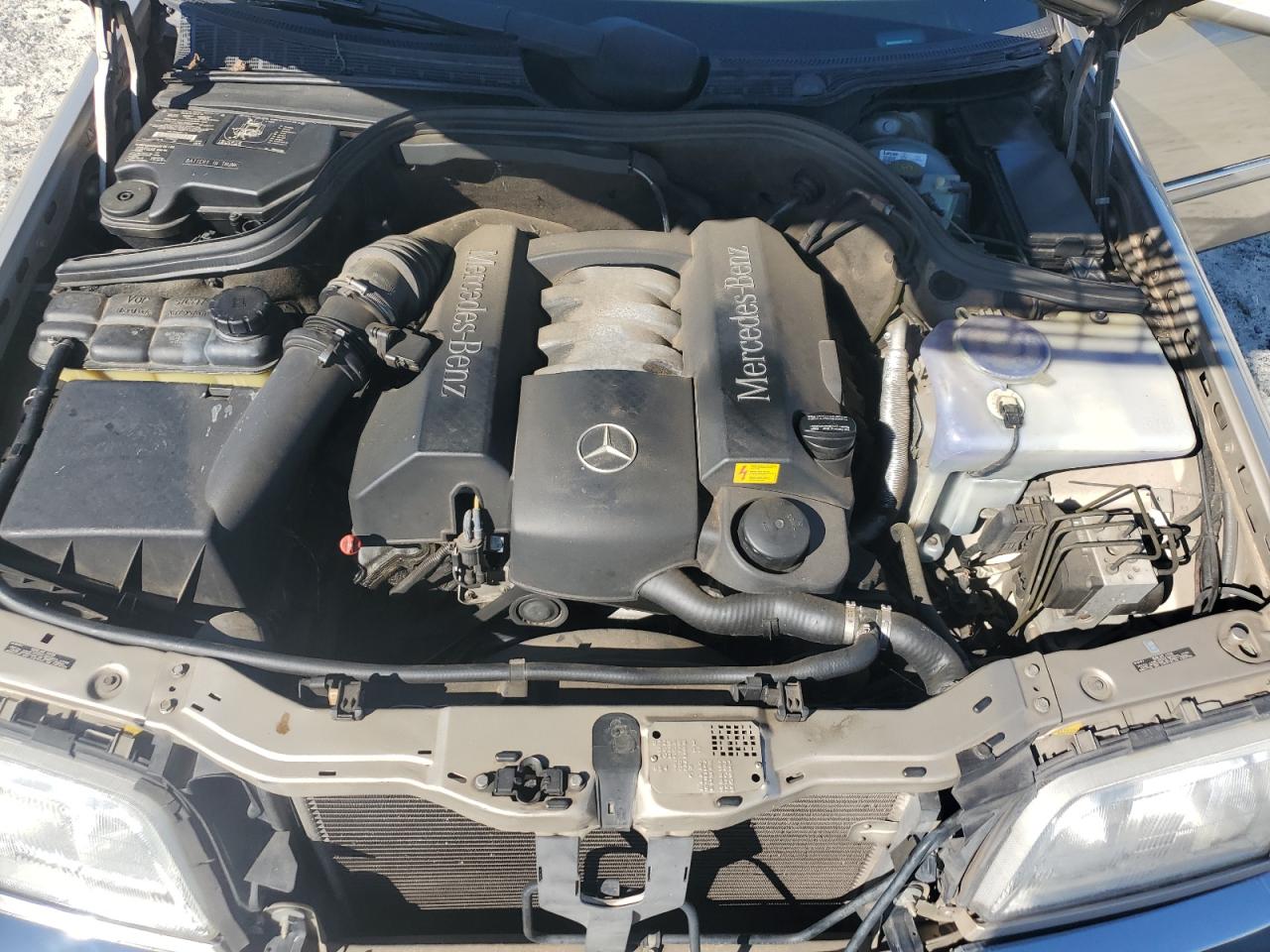 1999 Mercedes-benz C 280 Золотой vin: WDBHA29G3XA725154