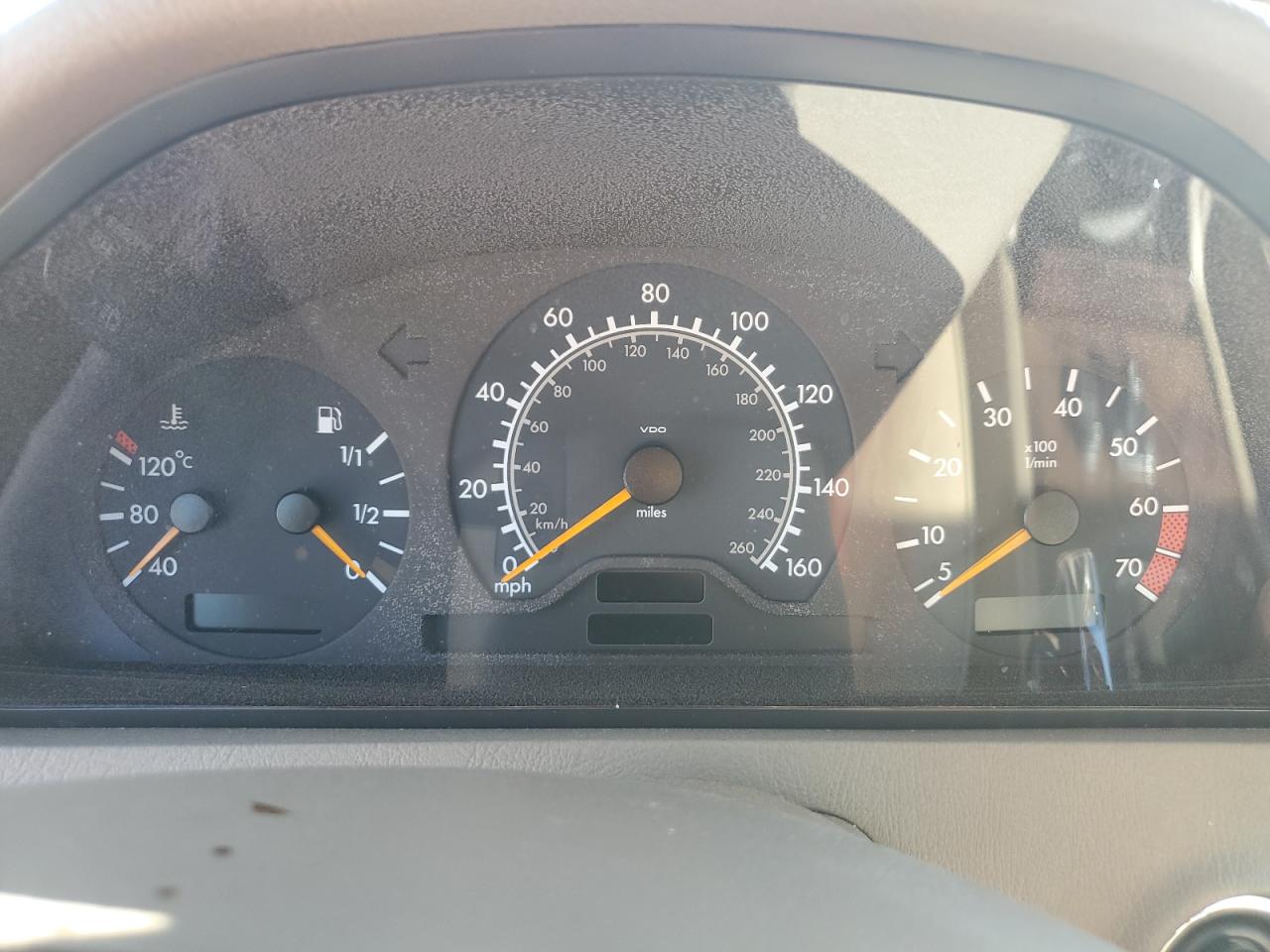 1999 Mercedes-benz C 280 Золотой vin: WDBHA29G3XA725154