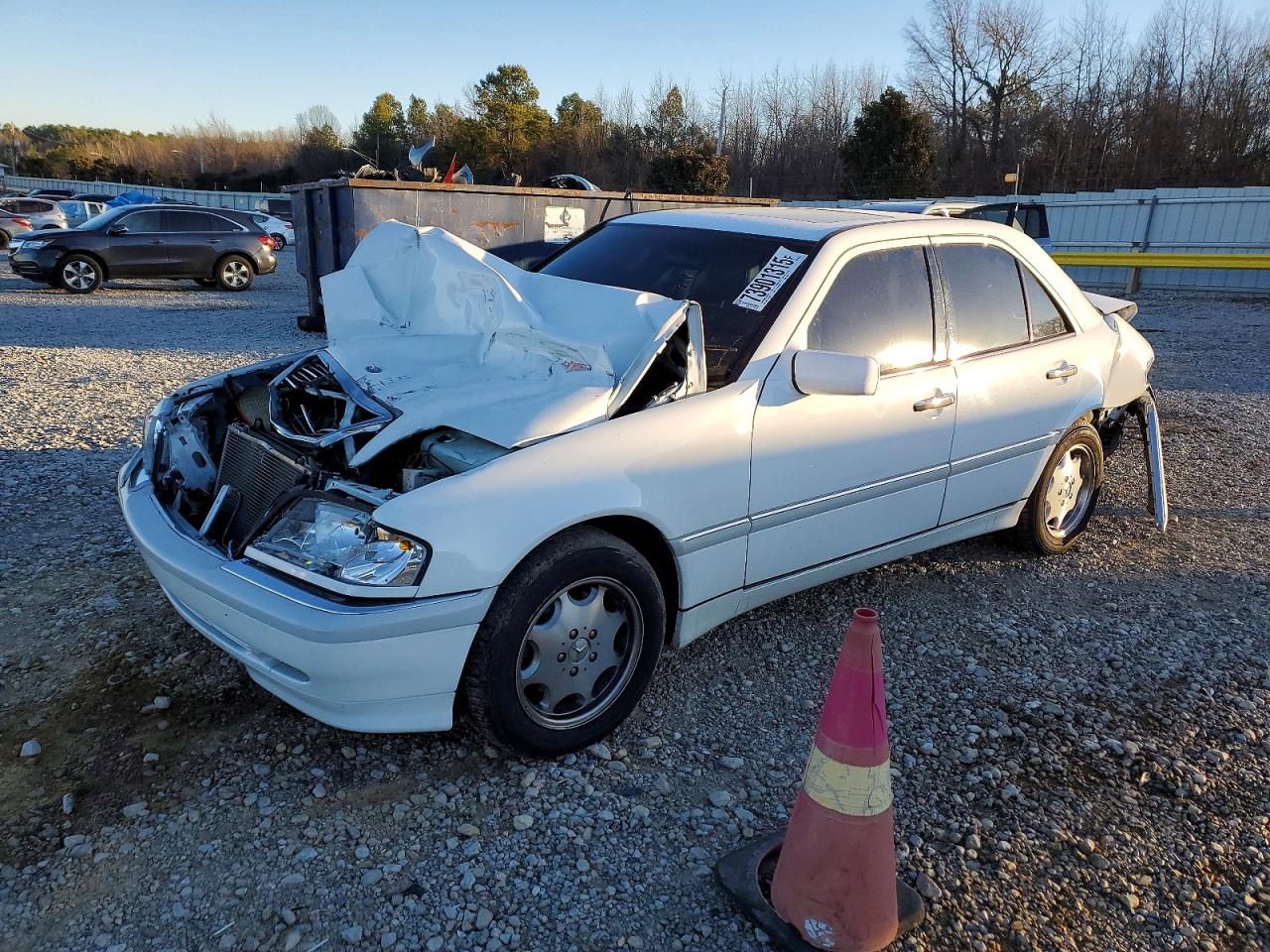 1999 Mercedes Benz C White vin: WDBHA29G4XA746319