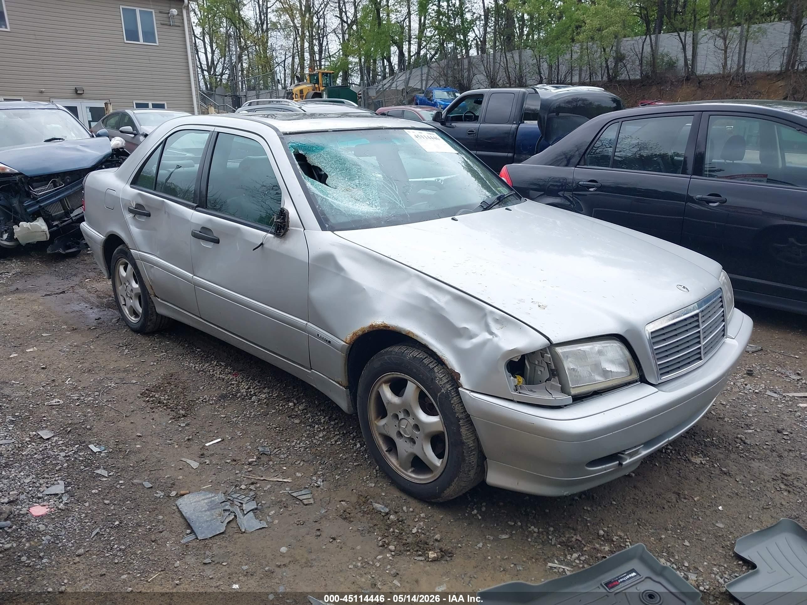 WDBHA29G5YA853672