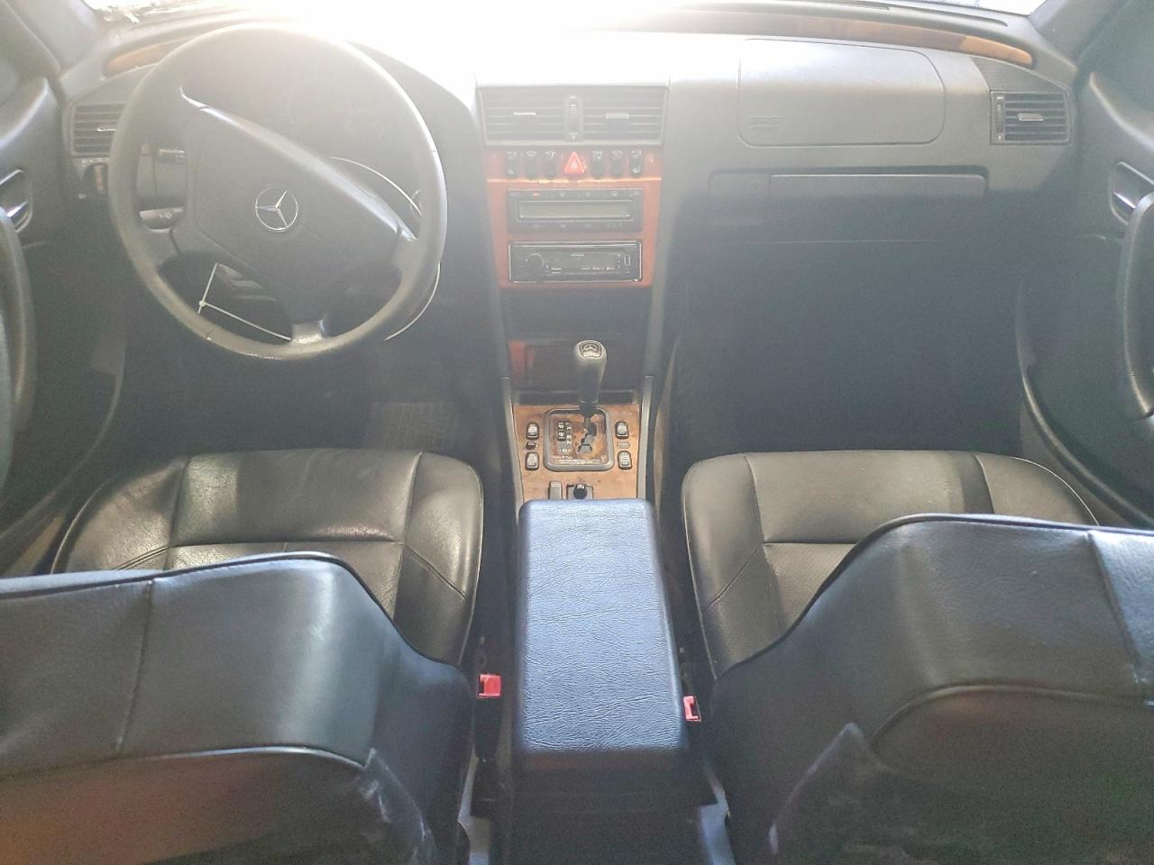 2000 Mercedes-benz C 280 Черный vin: WDBHA29G6YA860811
