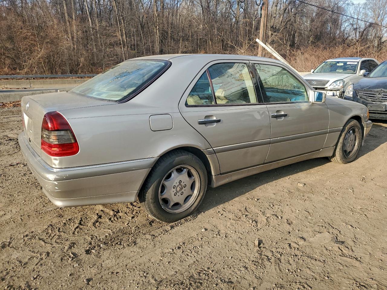 1998 Mercedes-benz C 280 Gold vin: WDBHA29G8WA598254