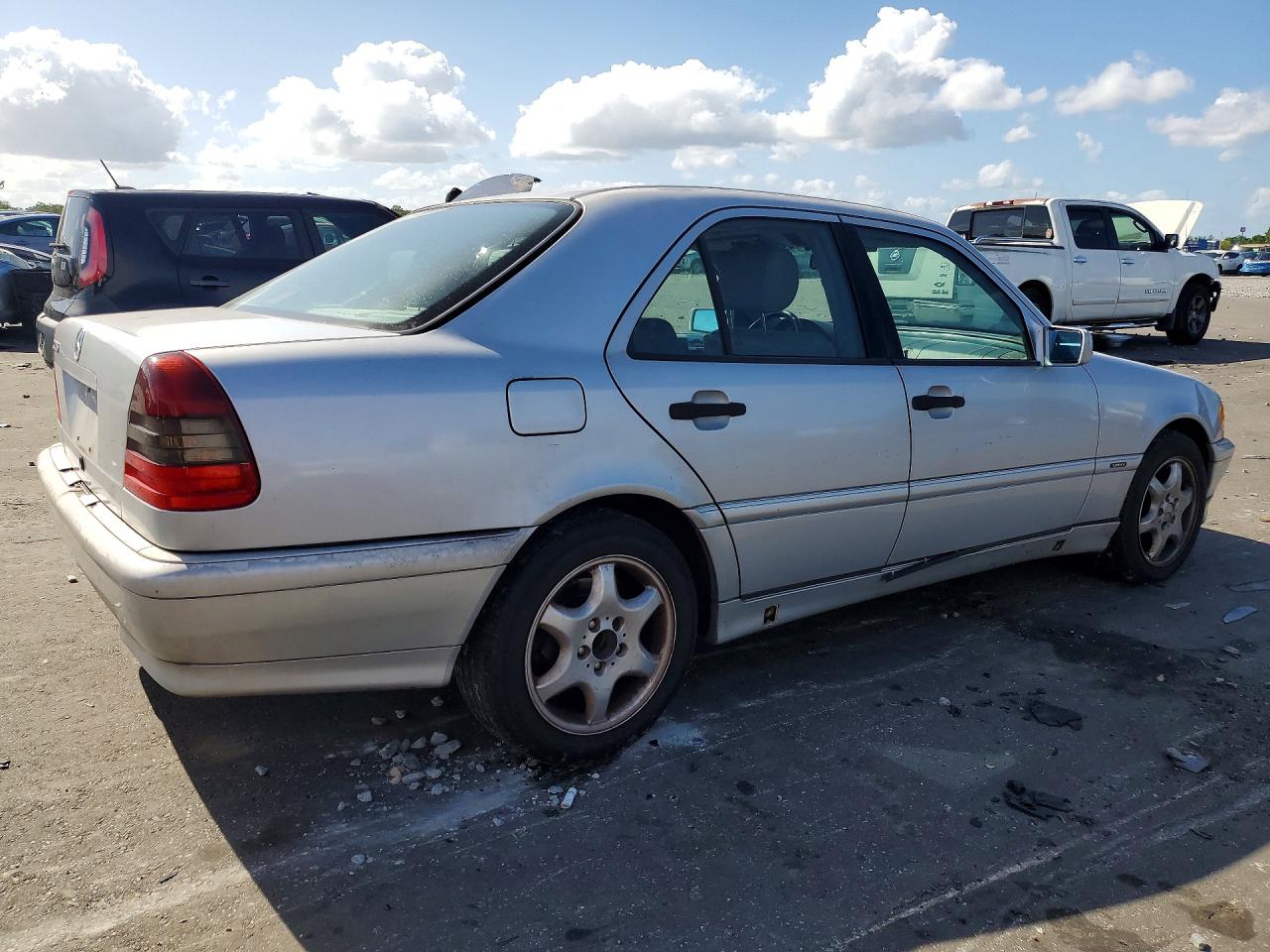 1998 Mercedes-benz C 280 Silver vin: WDBHA29G8WF734563