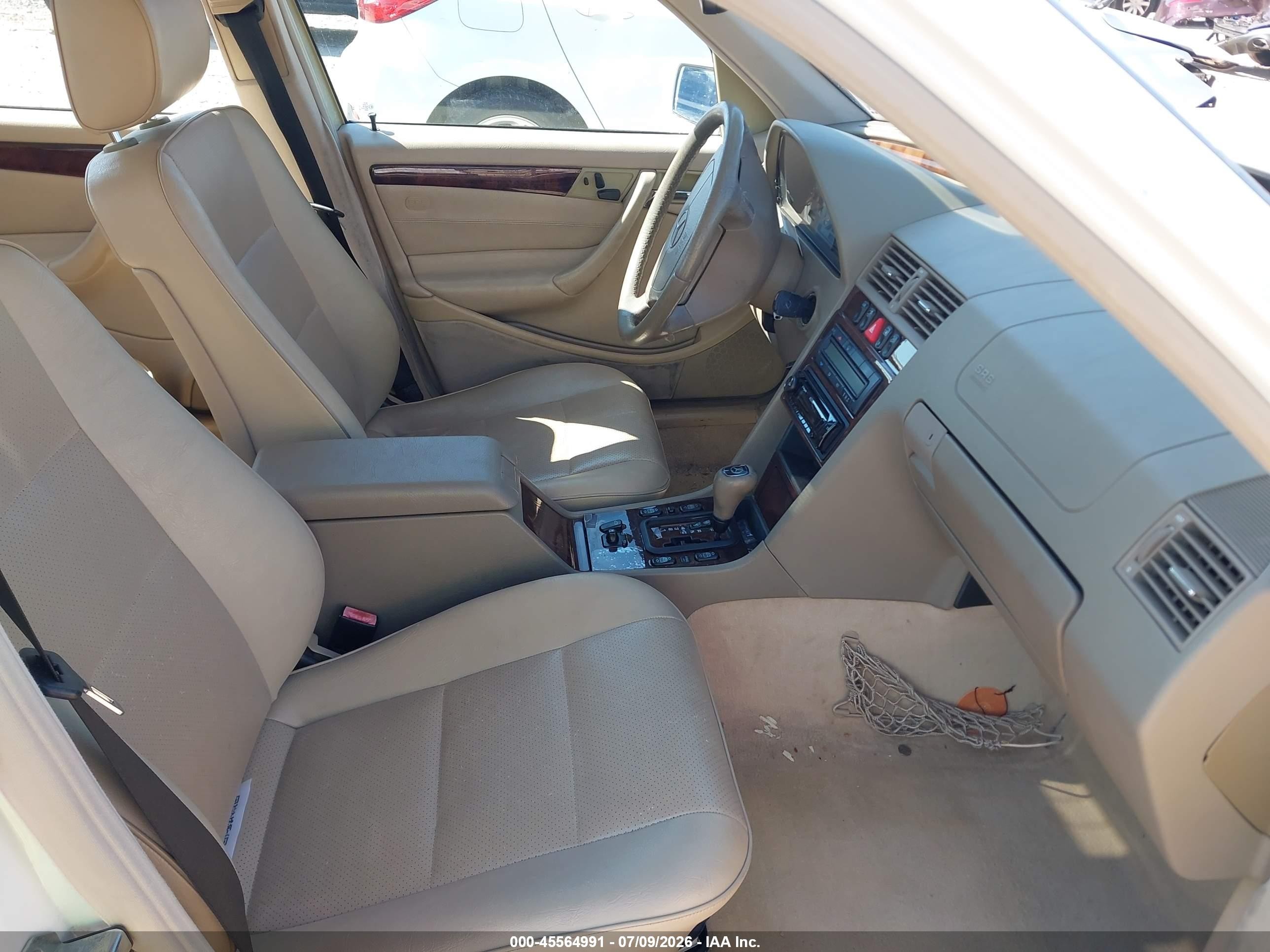 1999 Mercedes-benz C 280   Белый vin: WDBHA29G8XA760188