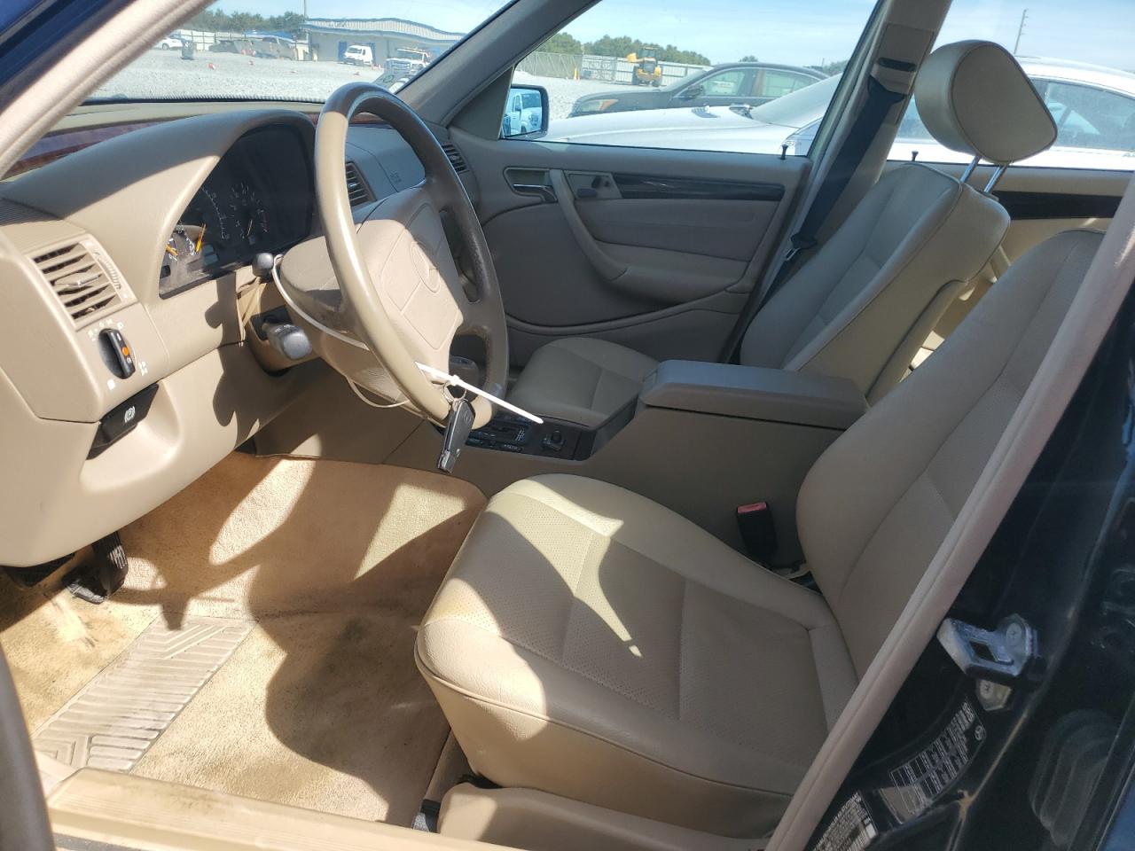 1999 Mercedes-benz C 280 Blue vin: WDBHA29G8XA764046