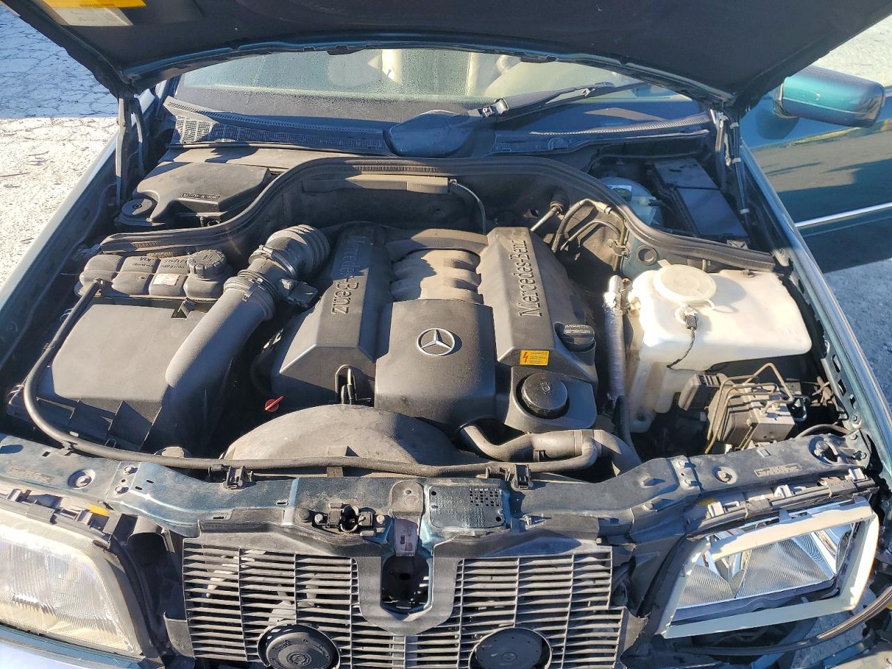 1998 Mercedes-benz C 280 Зеленый vin: WDBHA29GXWA558547