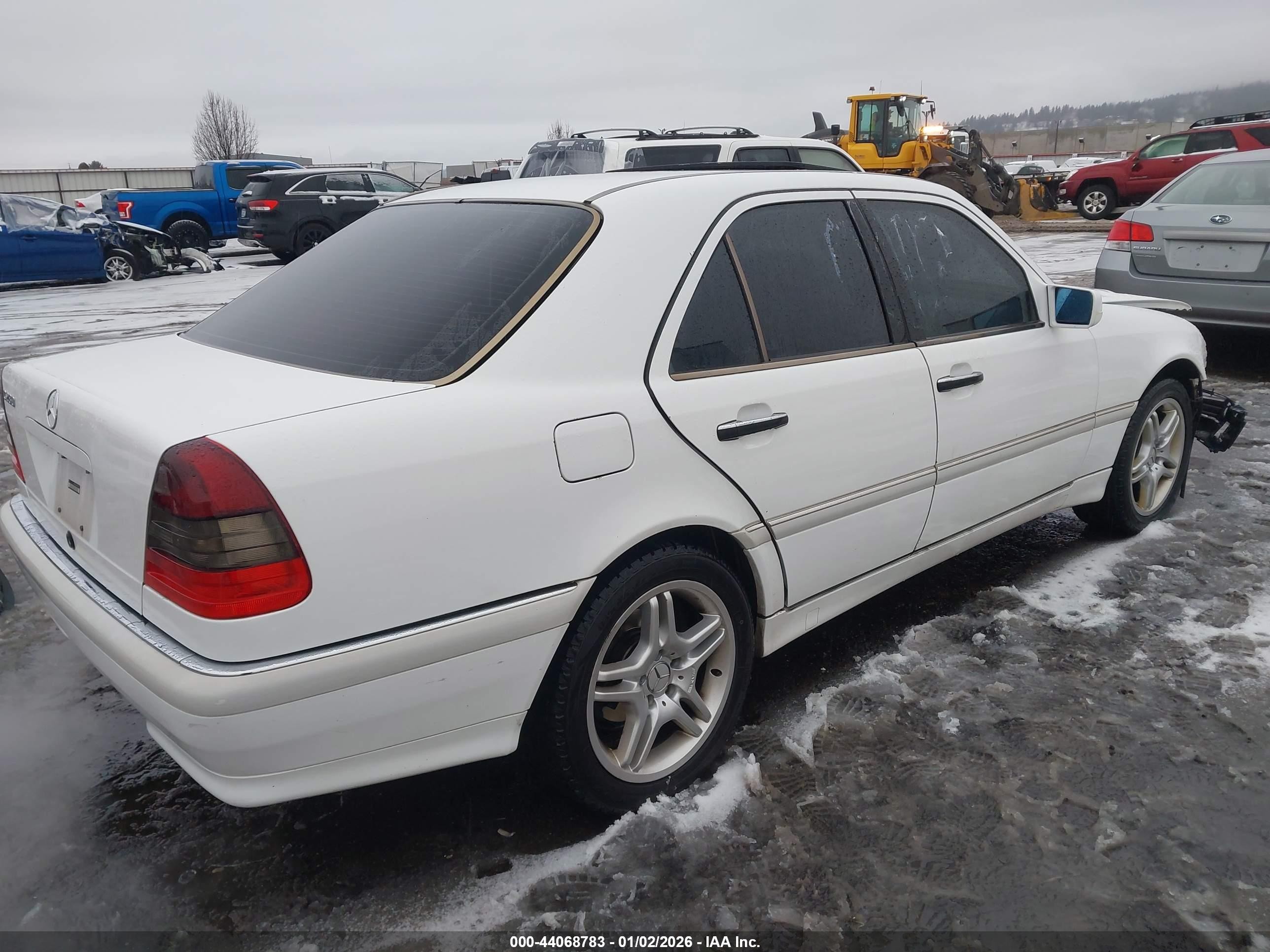 1998 Mercedes-benz C 280   White vin: WDBHA29GXWF753437