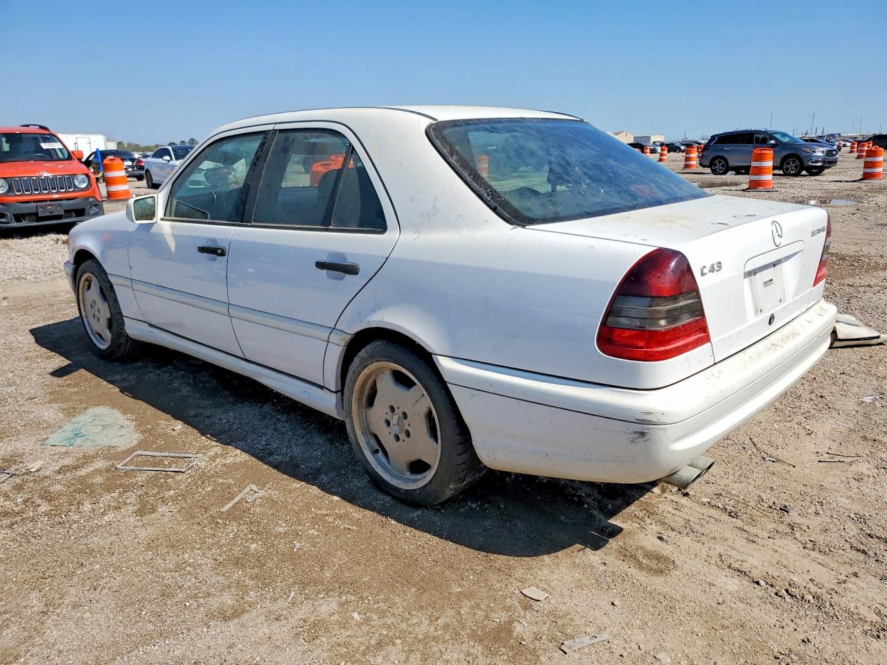 1999 Mercedes-benz C 43 White vin: WDBHA33G0XF850856