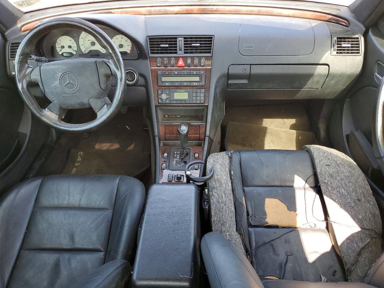 1999 Mercedes-benz C 43 White vin: WDBHA33G0XF850856
