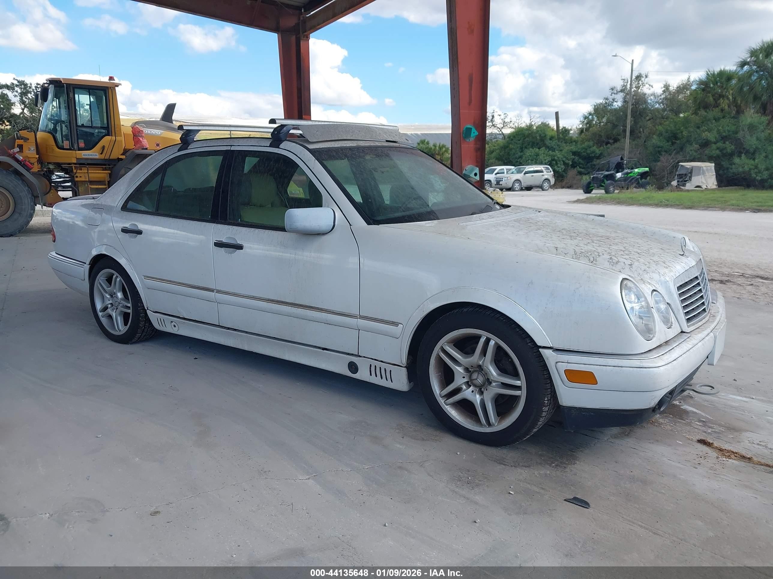 1996 Mercedes-benz E 300d Белый vin: WDBJF20F1TJ014652