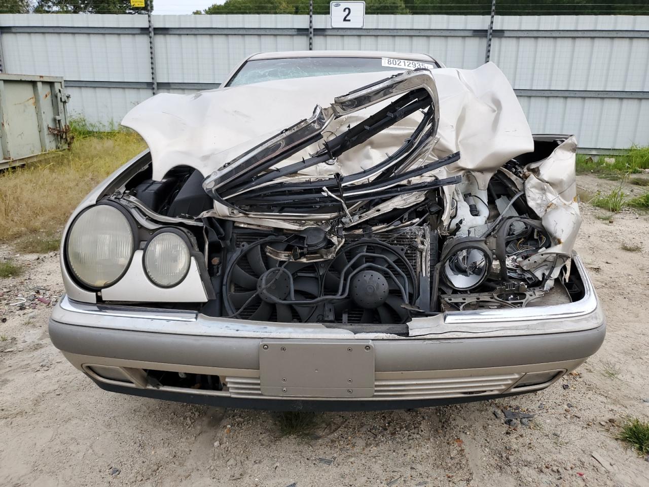 1996 Mercedes-benz E 300d Beige vin: WDBJF20F2TJ021464