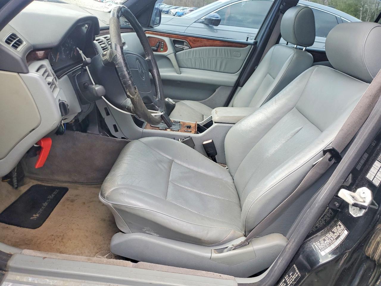 1996 Mercedes-benz E 300d Black vin: WDBJF20F5TJ013892