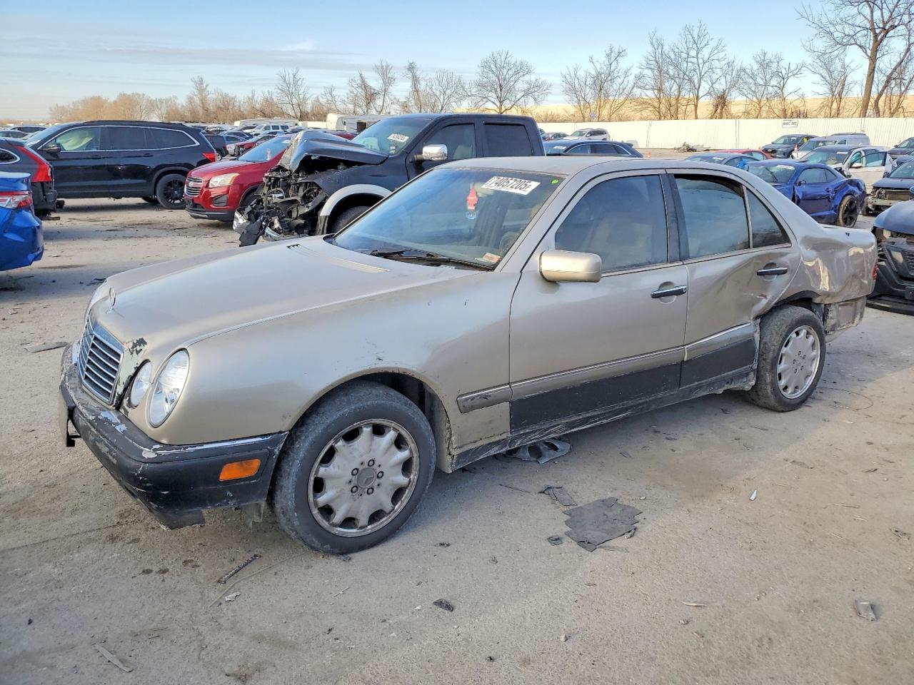 1996 Mercedes-benz E 300d Tan vin: WDBJF20F6TJ013223