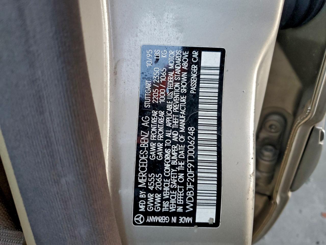 1996 Mercedes-benz E 300d Gold vin: WDBJF20F9TJ006248
