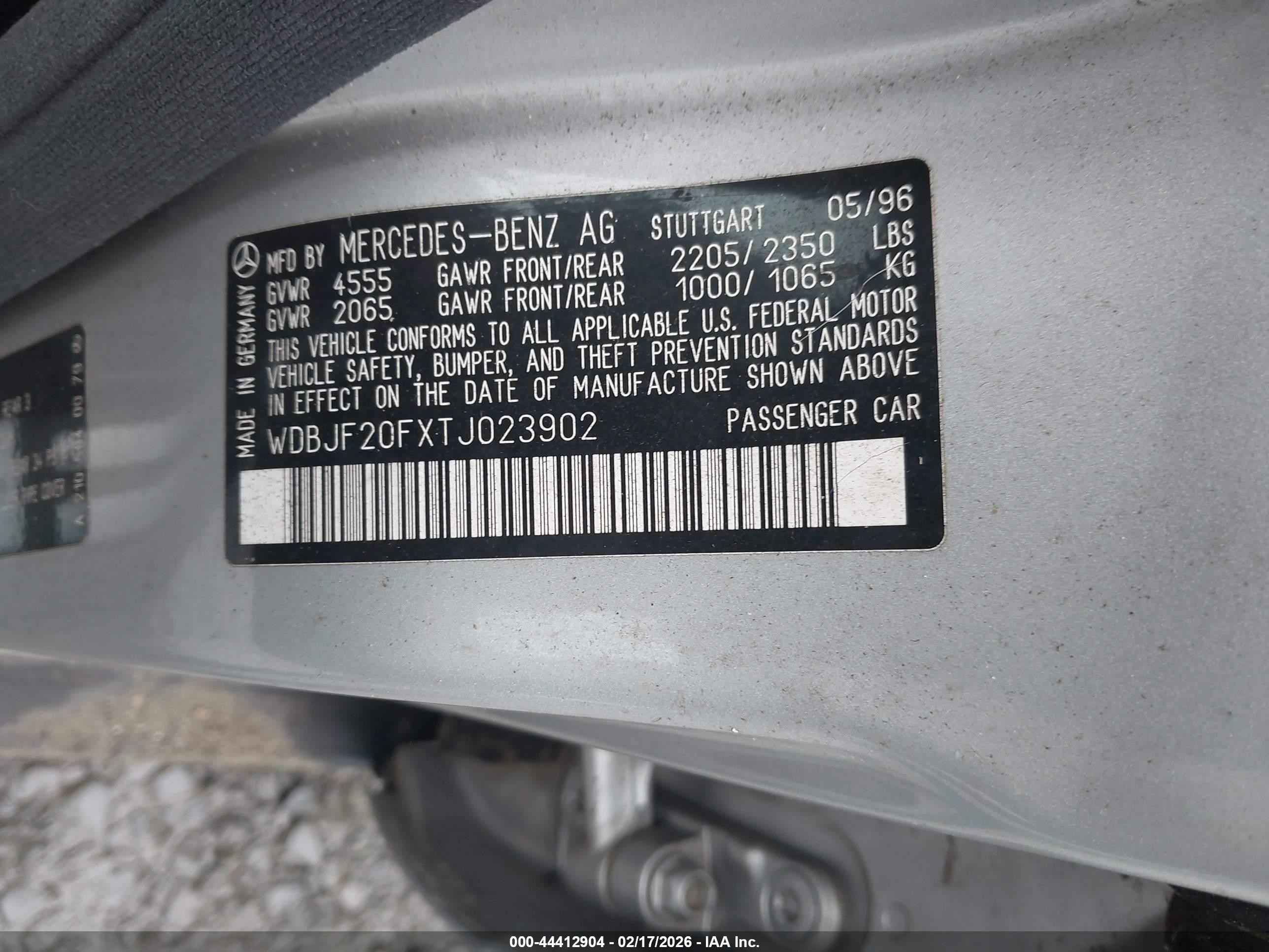 1996 Mercedes-benz E 300d Silver vin: WDBJF20FXTJ023902