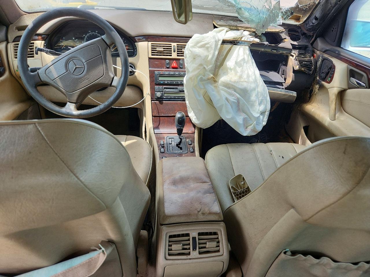 1997 Mercedes-benz E 300d White vin: WDBJF20FXVA309770