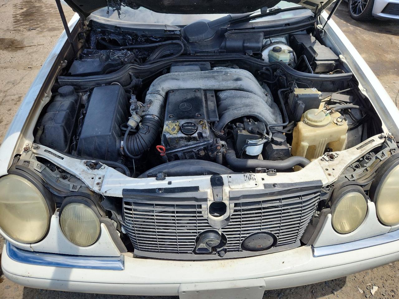 1997 Mercedes-benz E 300d White vin: WDBJF20FXVA309770