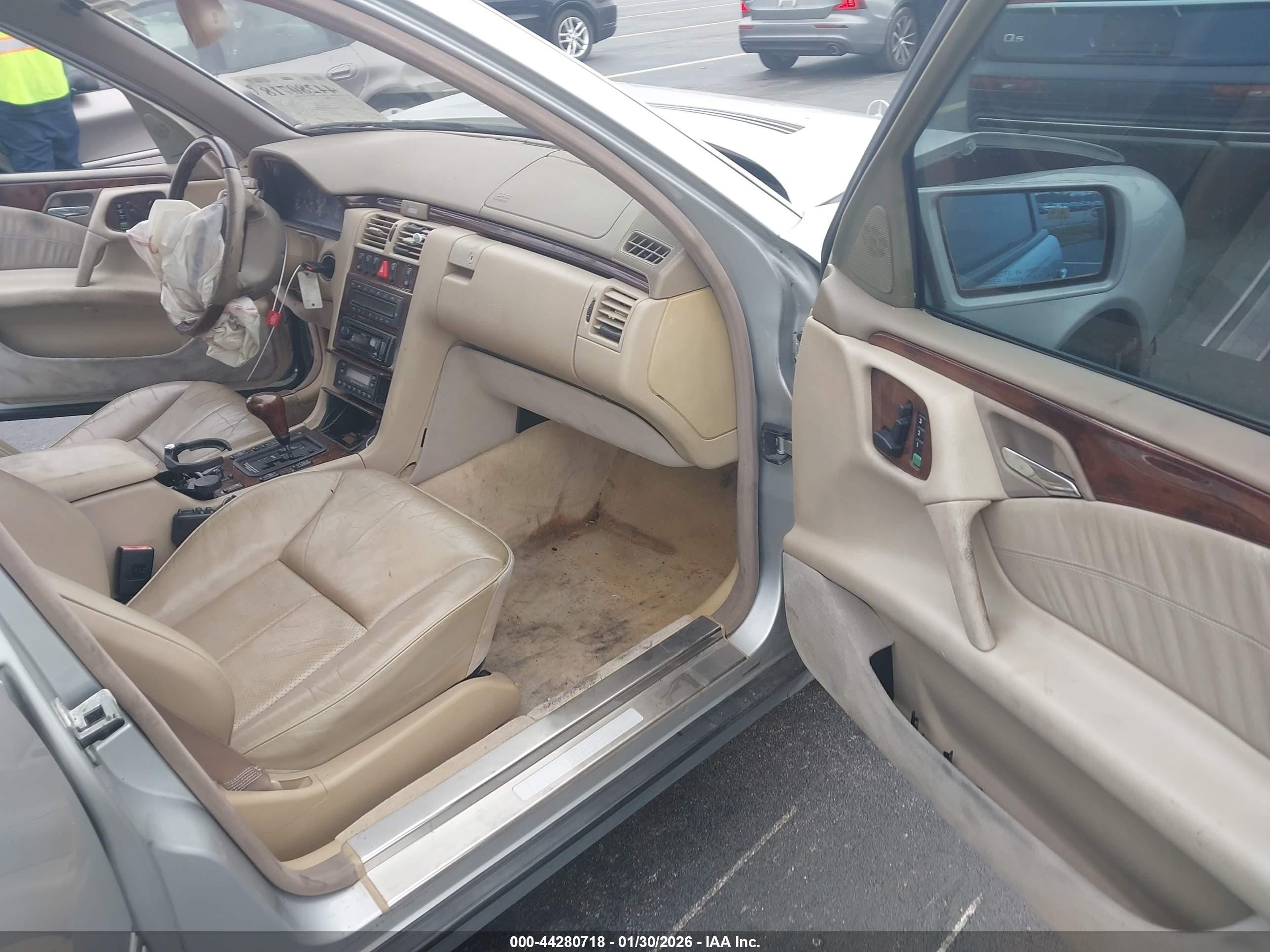 1998 Mercedes-benz E 300 Diesel   Gray vin: WDBJF25F1WA479655