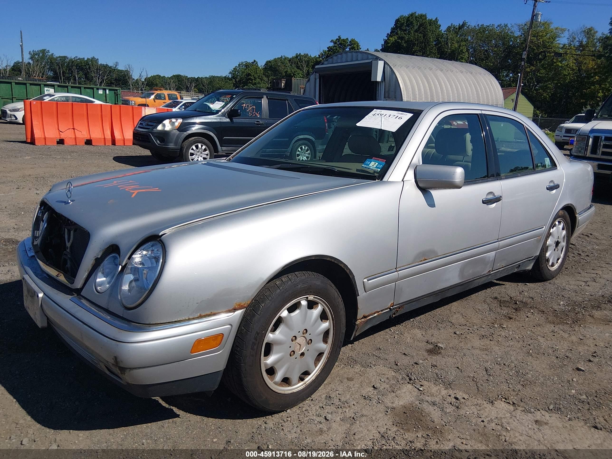 1998 Mercedes-benz E 300 Diesel Silver vin: WDBJF25F7WA542063
