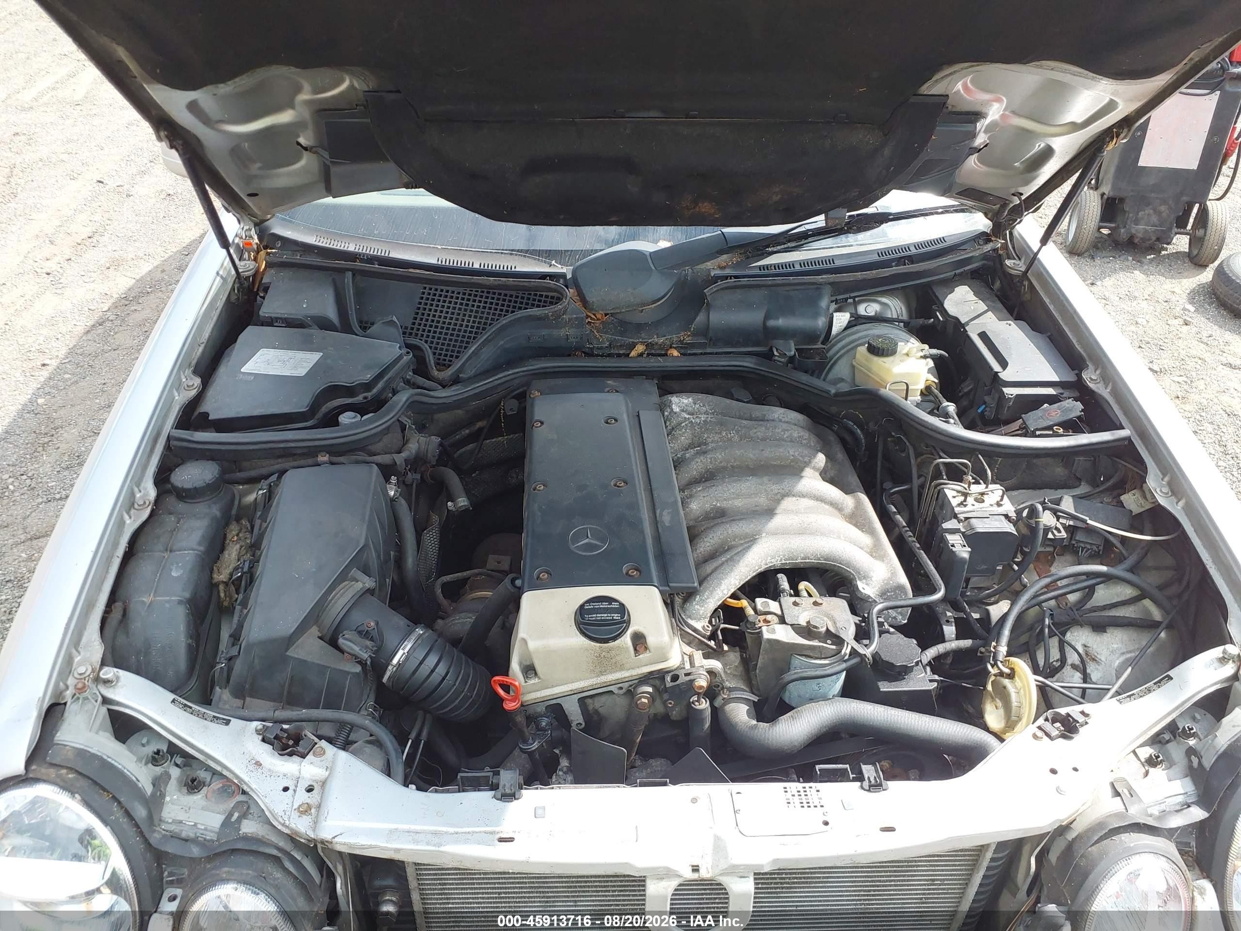 1998 Mercedes-benz E 300 Diesel Silver vin: WDBJF25F7WA542063