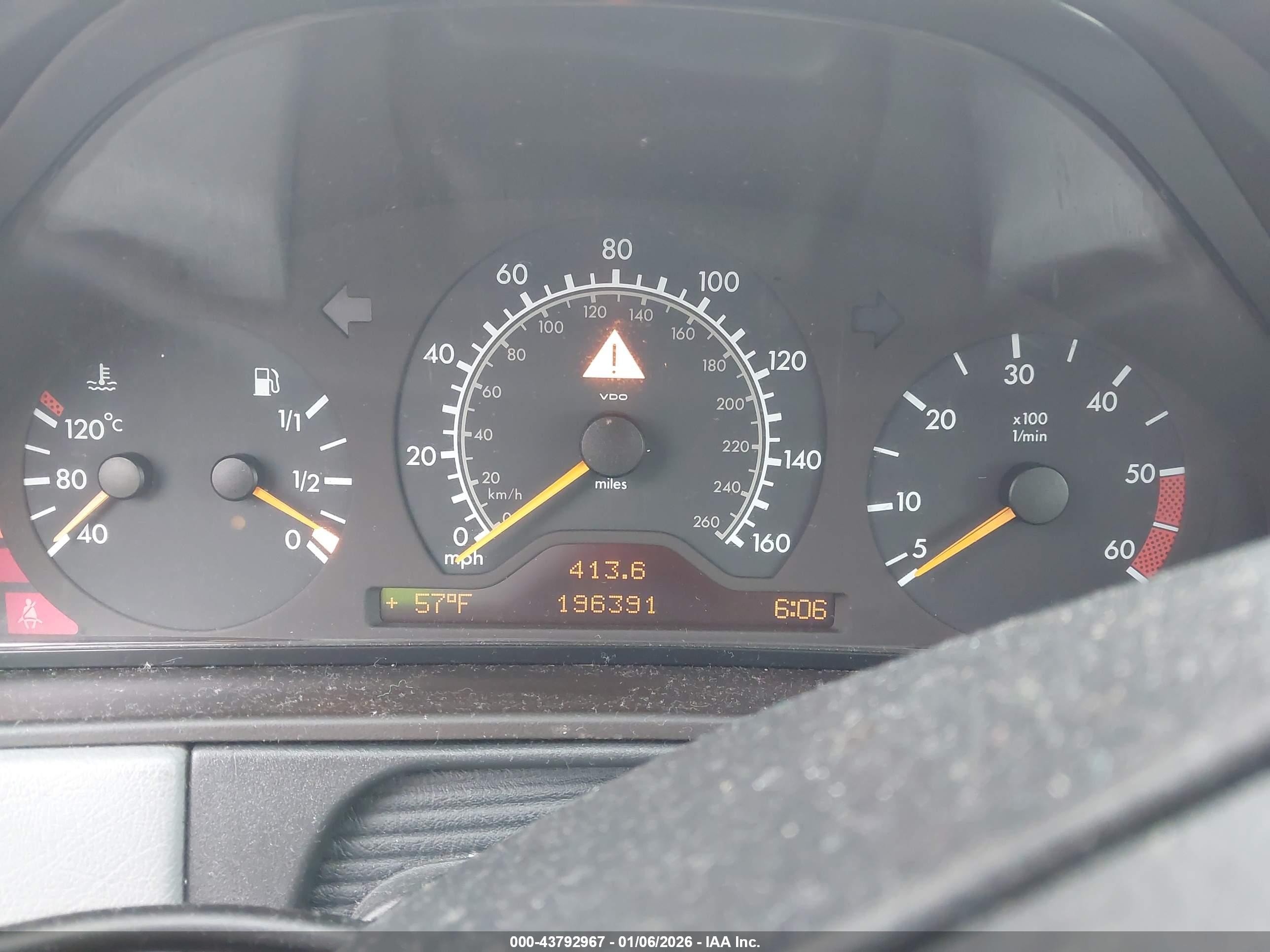 1998 Mercedes-benz E 300 Diesel   Black vin: WDBJF25F9WA550973