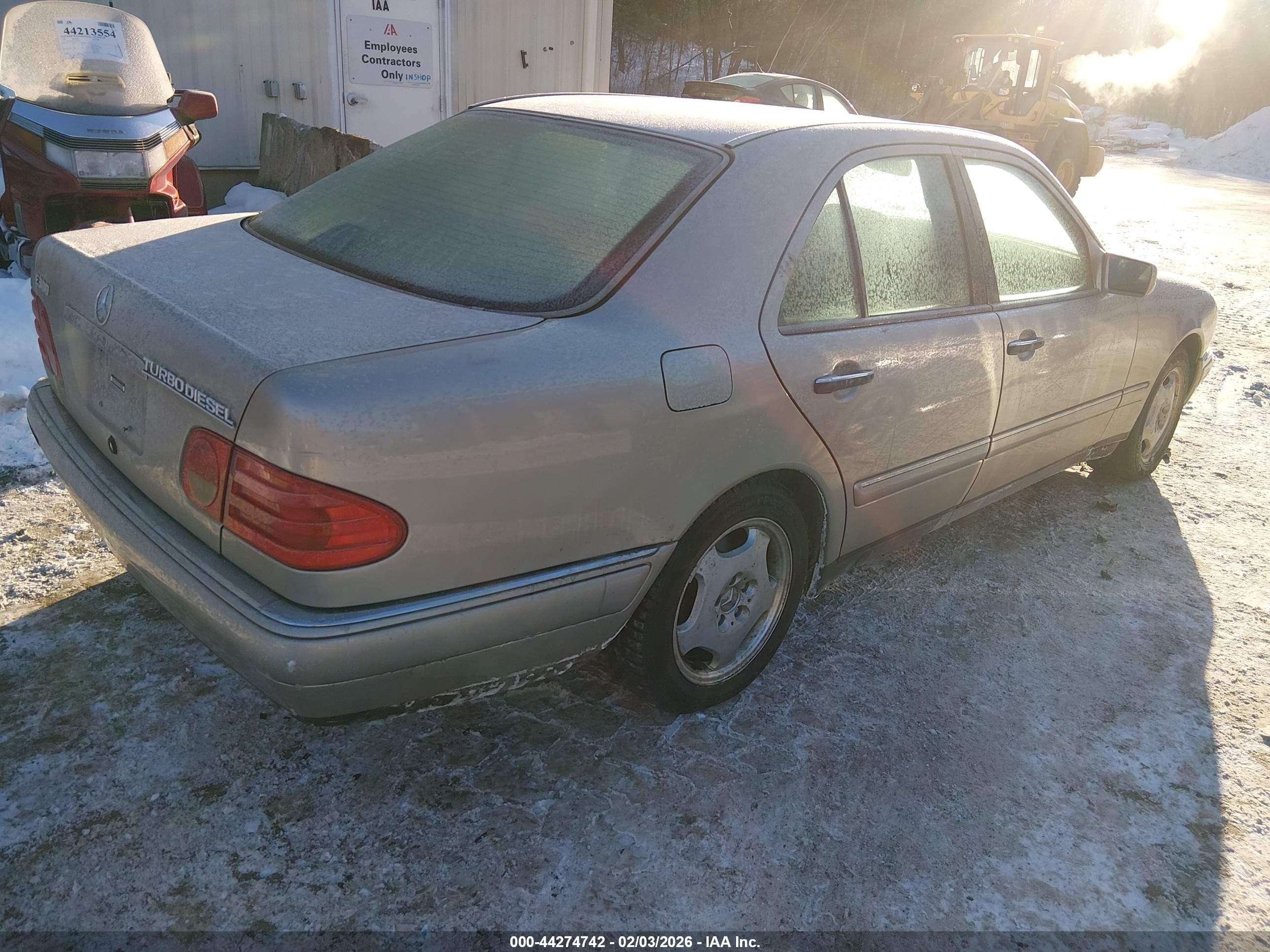 1998 Mercedes-benz E 300 Diesel   Champagne vin: WDBJF25FXWA487513