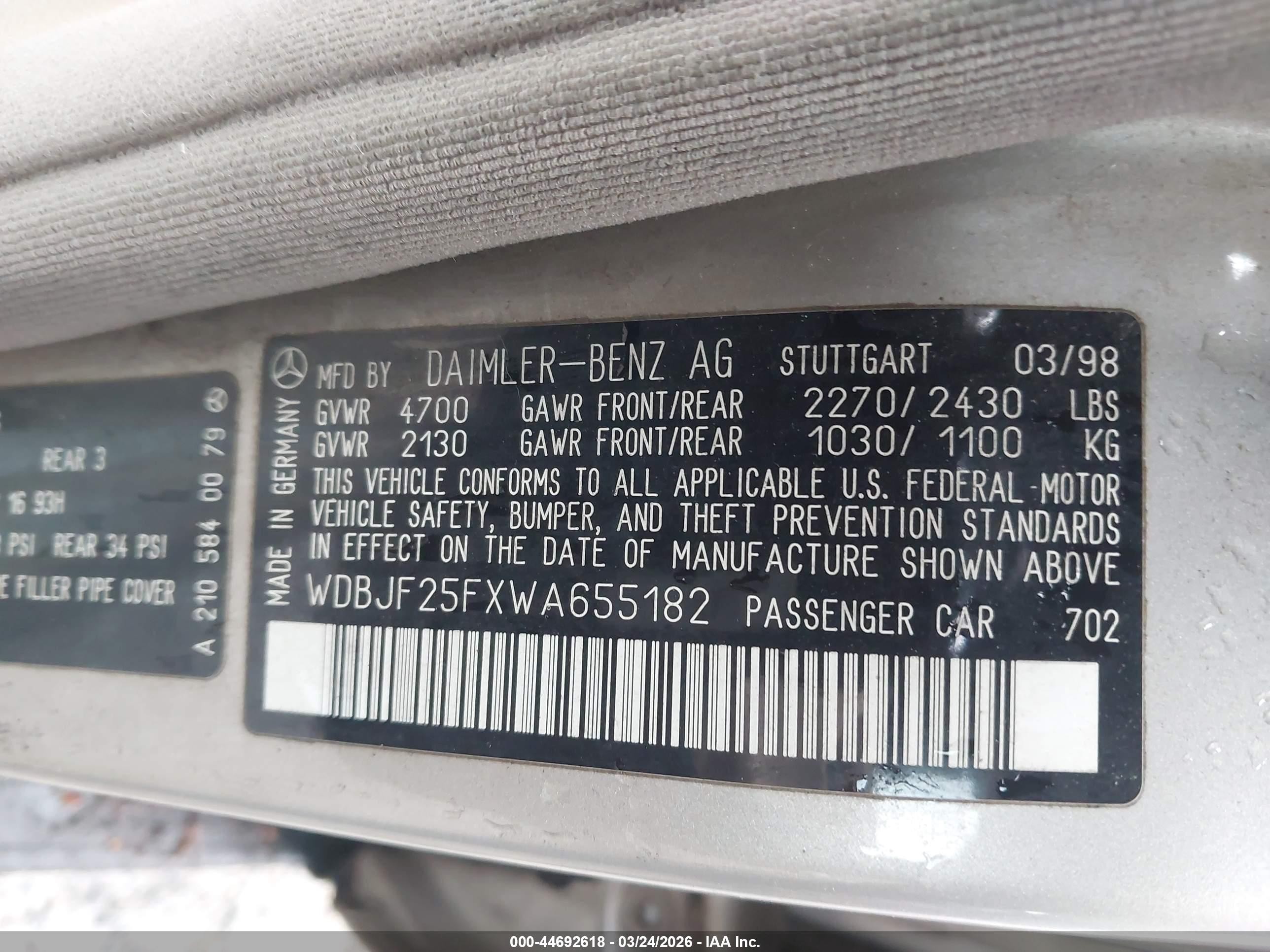 1998 Mercedes-benz E 300 Diesel   Beige vin: WDBJF25FXWA655182