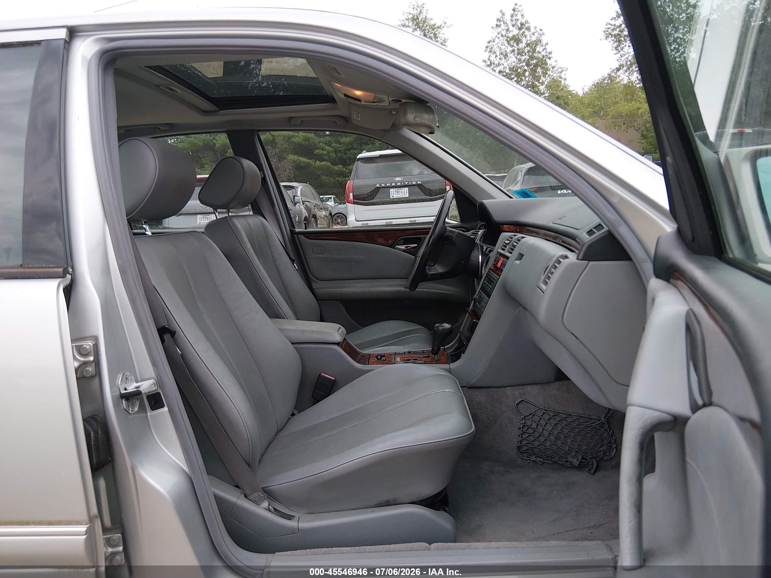 1999 Mercedes-benz E 300 Diesel   Silver vin: WDBJF25H1XA934118