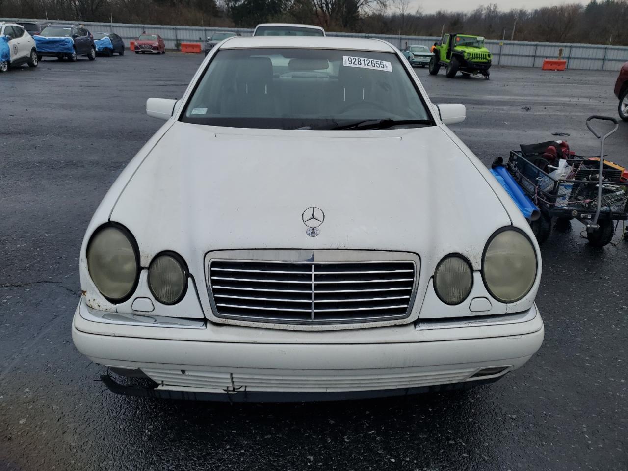 1999 Mercedes-benz E 300td White vin: WDBJF25H1XA934149