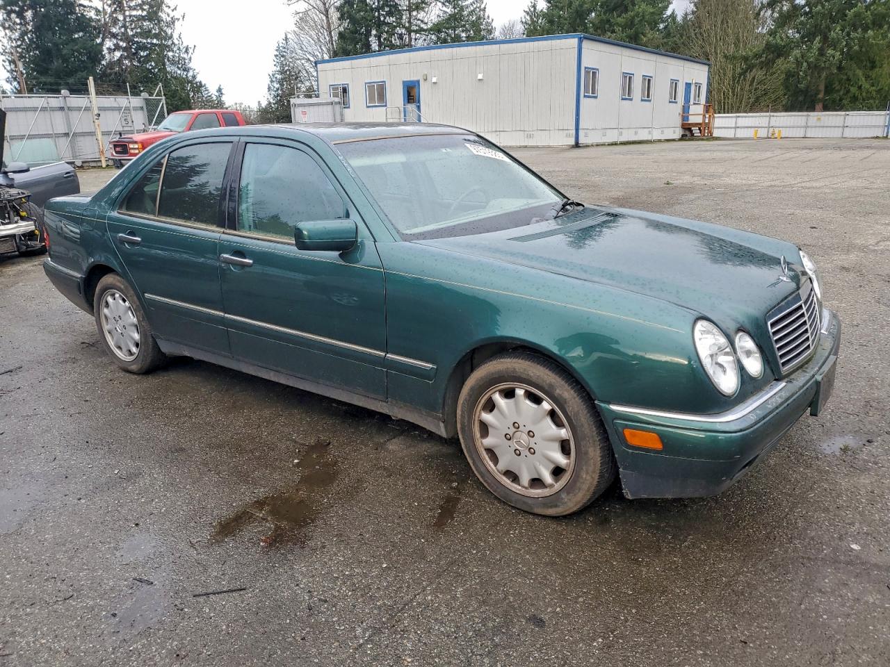 1999 Mercedes-benz E 300td Зеленый vin: WDBJF25H2XA939568