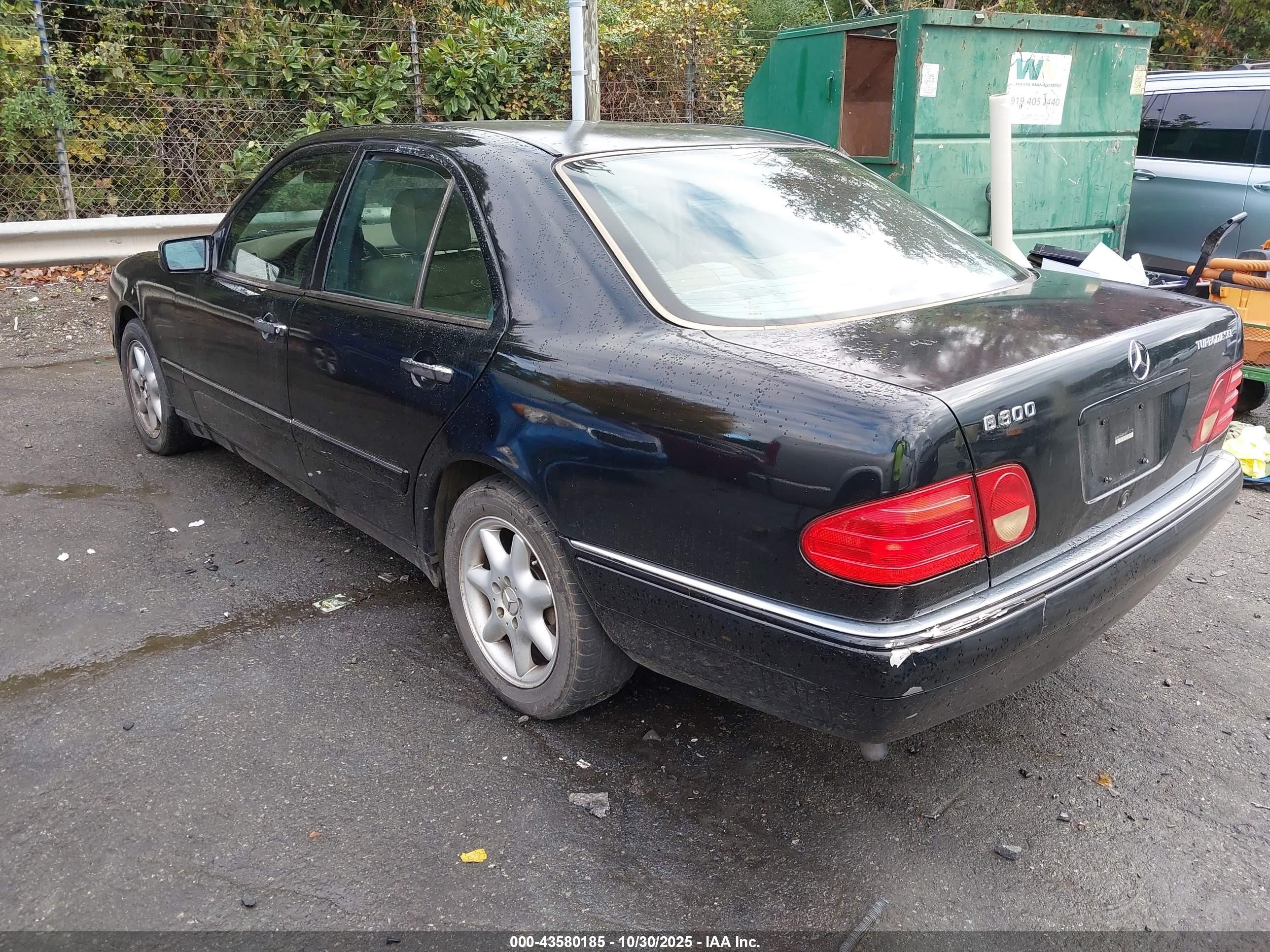 1999 Mercedes-benz E 300 Diesel   Black vin: WDBJF25H6XA921817