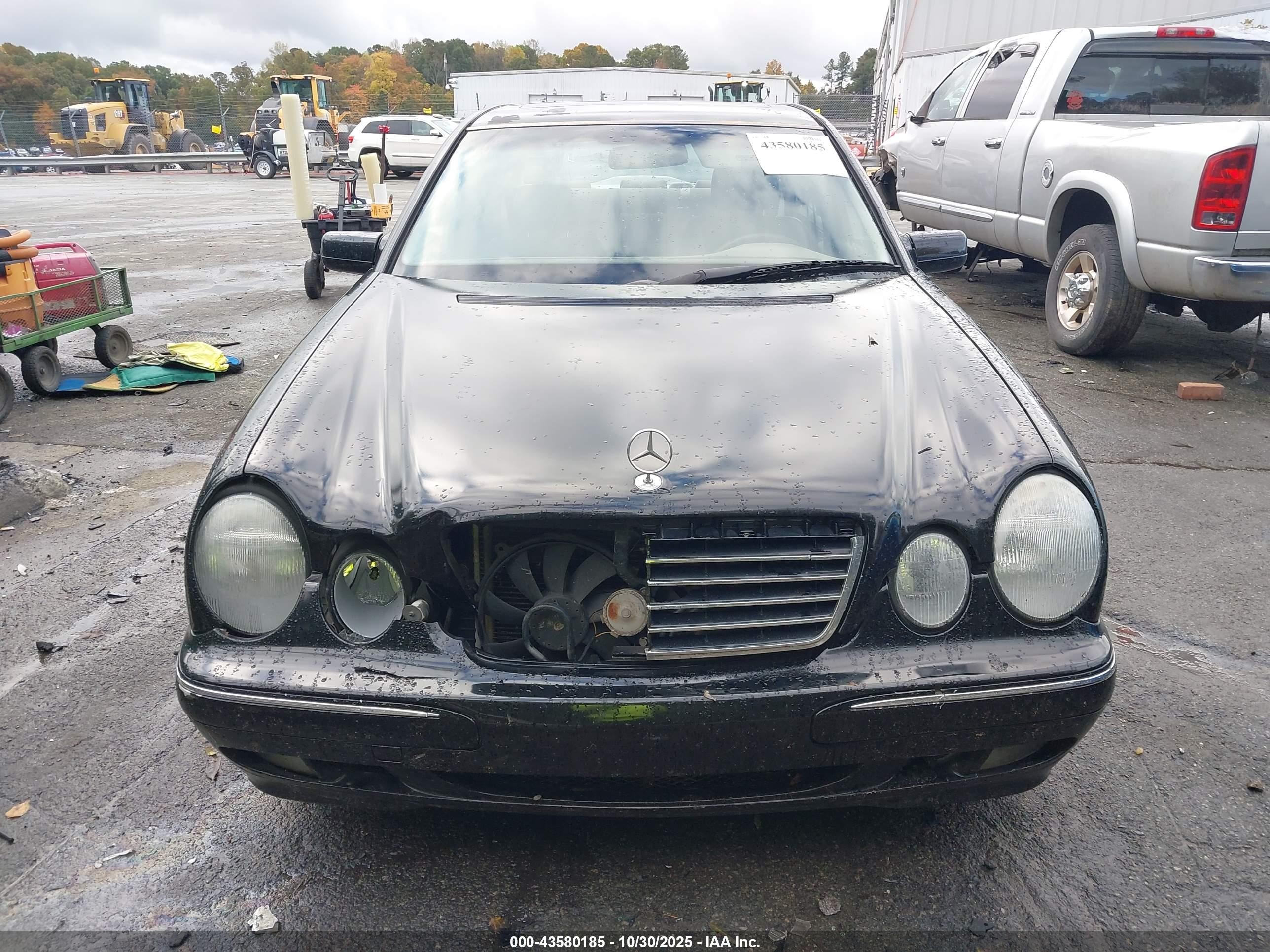 1999 Mercedes-benz E 300 Diesel   Black vin: WDBJF25H6XA921817