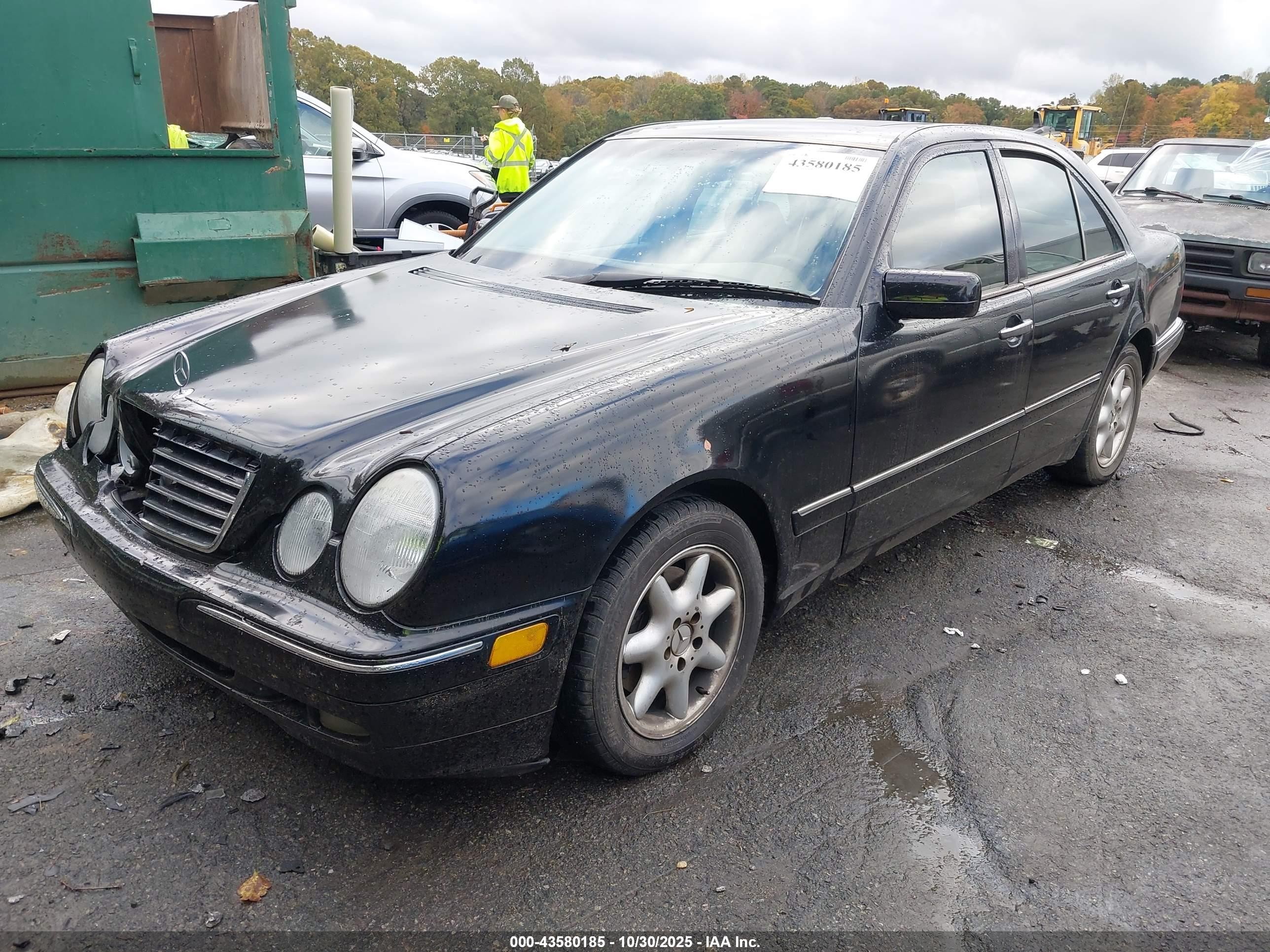 1999 Mercedes-benz E 300 Diesel   Black vin: WDBJF25H6XA921817