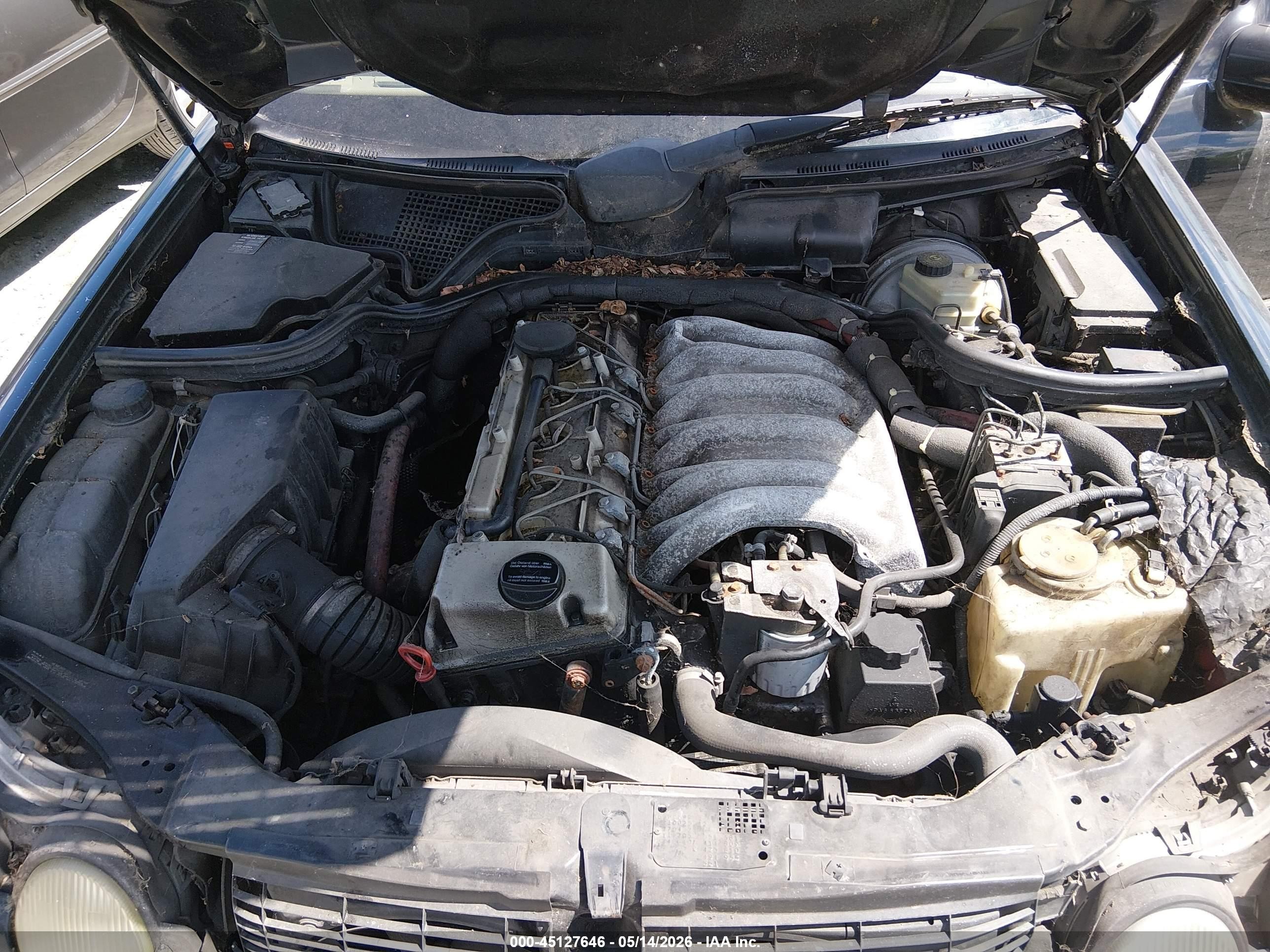 1999 Mercedes-benz E 300 Diesel   Black vin: WDBJF25H8XA913301