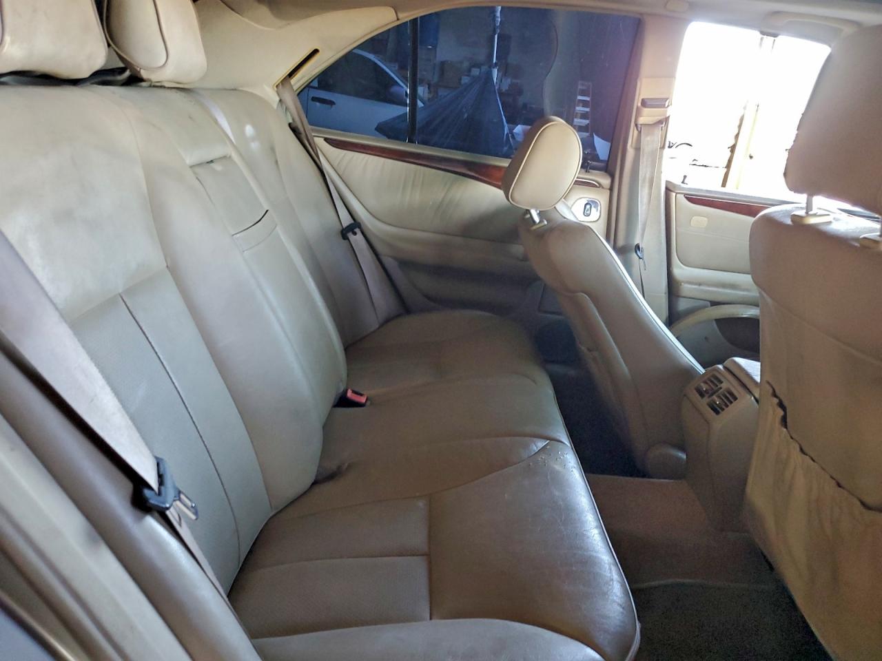 1999 Mercedes-benz E 300td Gold vin: WDBJF25H9XA941673