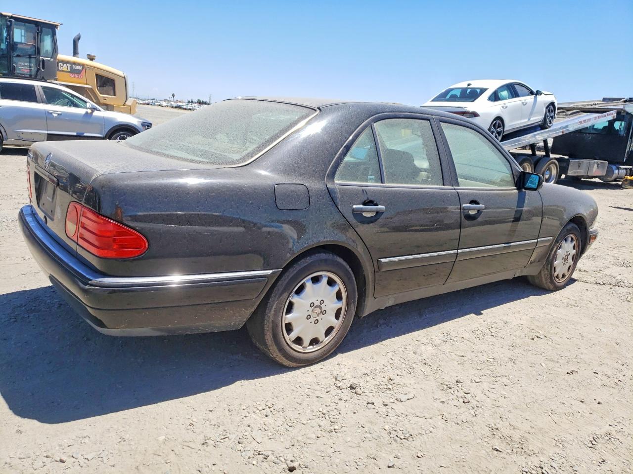 1996 Mercedes-benz E 320 Black vin: WDBJF55F0TJ020100