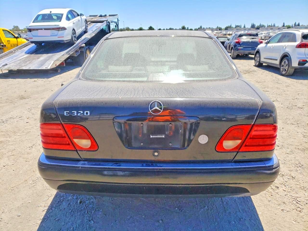 1996 Mercedes-benz E 320 Black vin: WDBJF55F0TJ020100