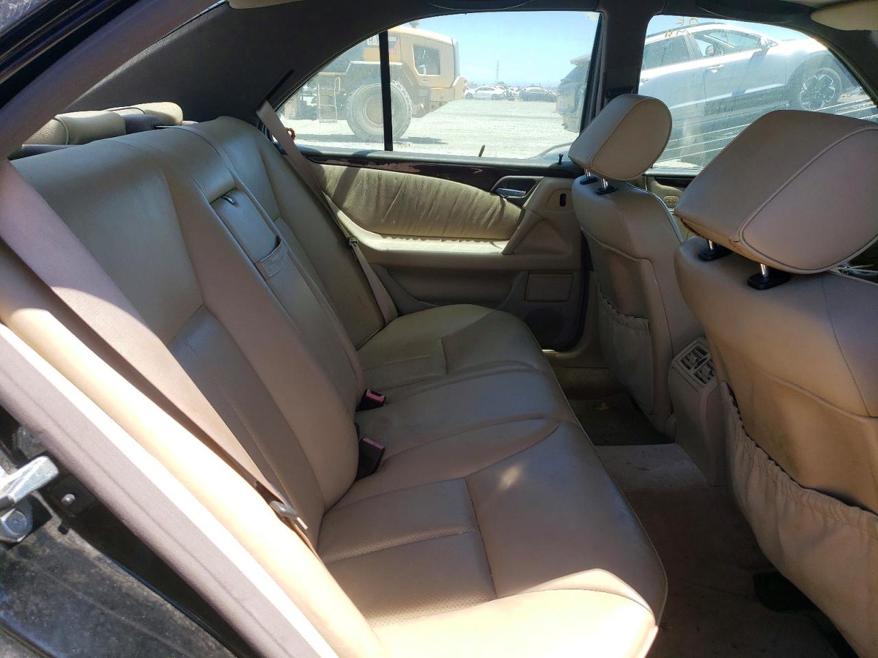 1996 Mercedes-benz E 320 Black vin: WDBJF55F0TJ020100