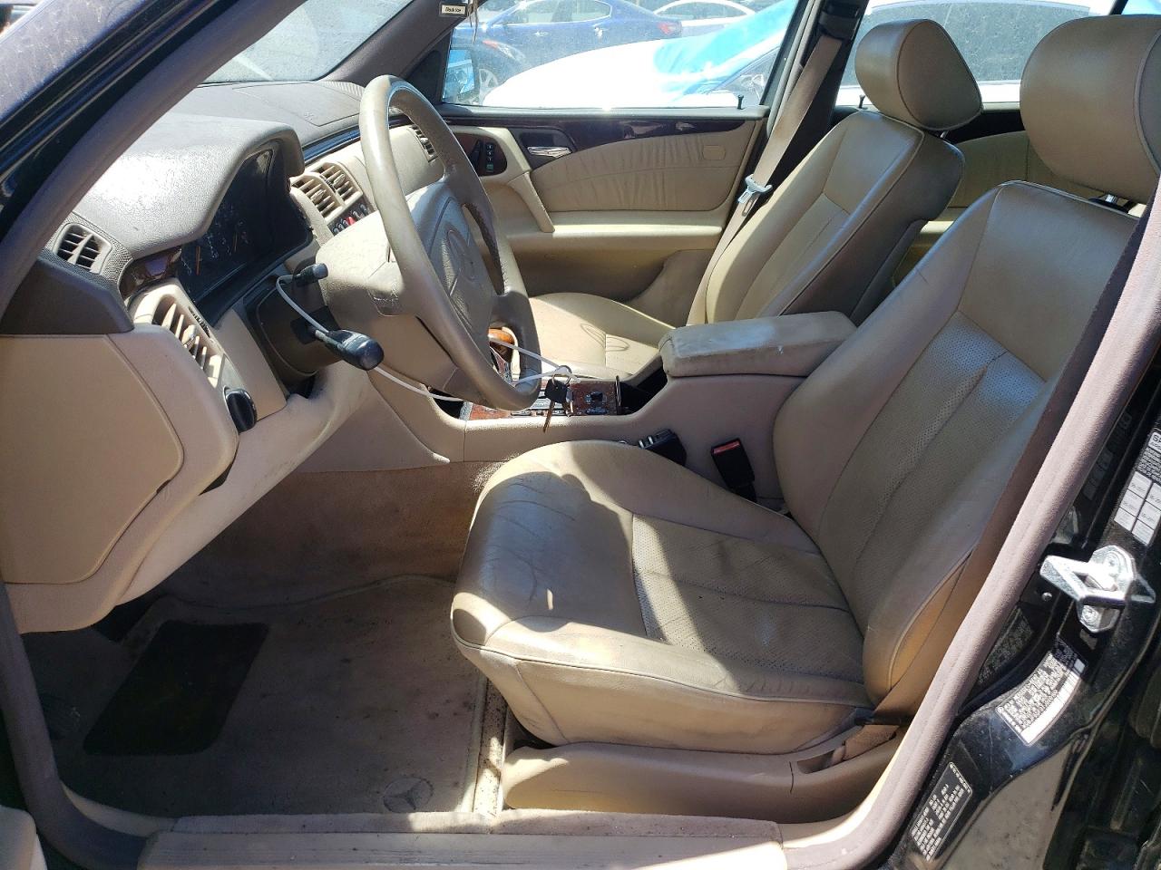 1996 Mercedes-benz E 320 Black vin: WDBJF55F0TJ020100