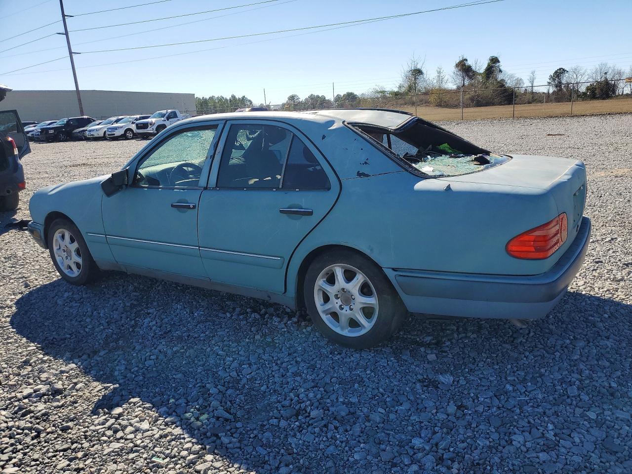 1996 Mercedes-benz E 320 Green vin: WDBJF55F2TJ013035
