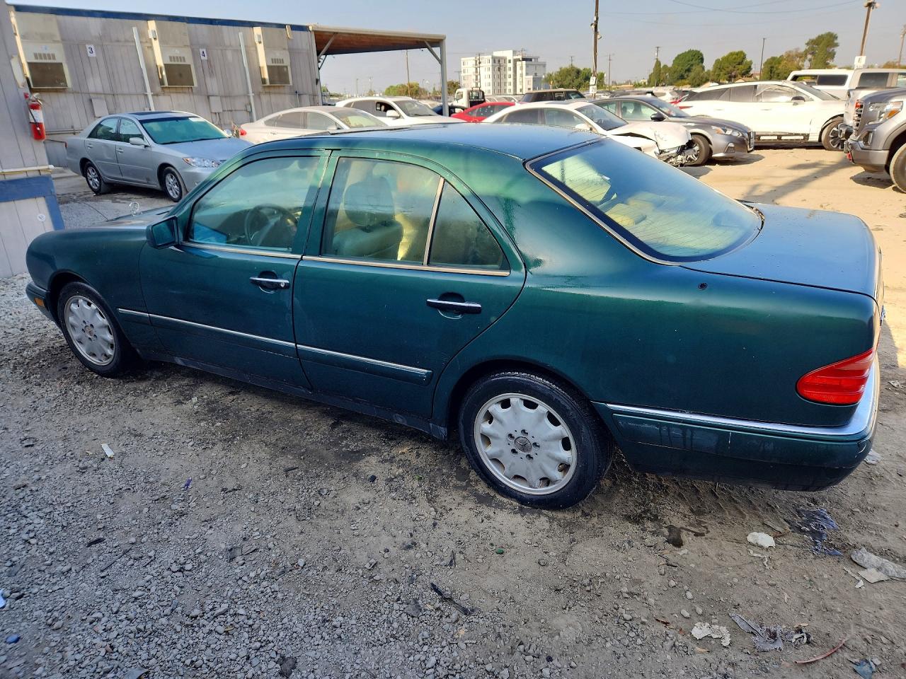 1996 Mercedes-benz E 320 Green vin: WDBJF55F2TJ019255