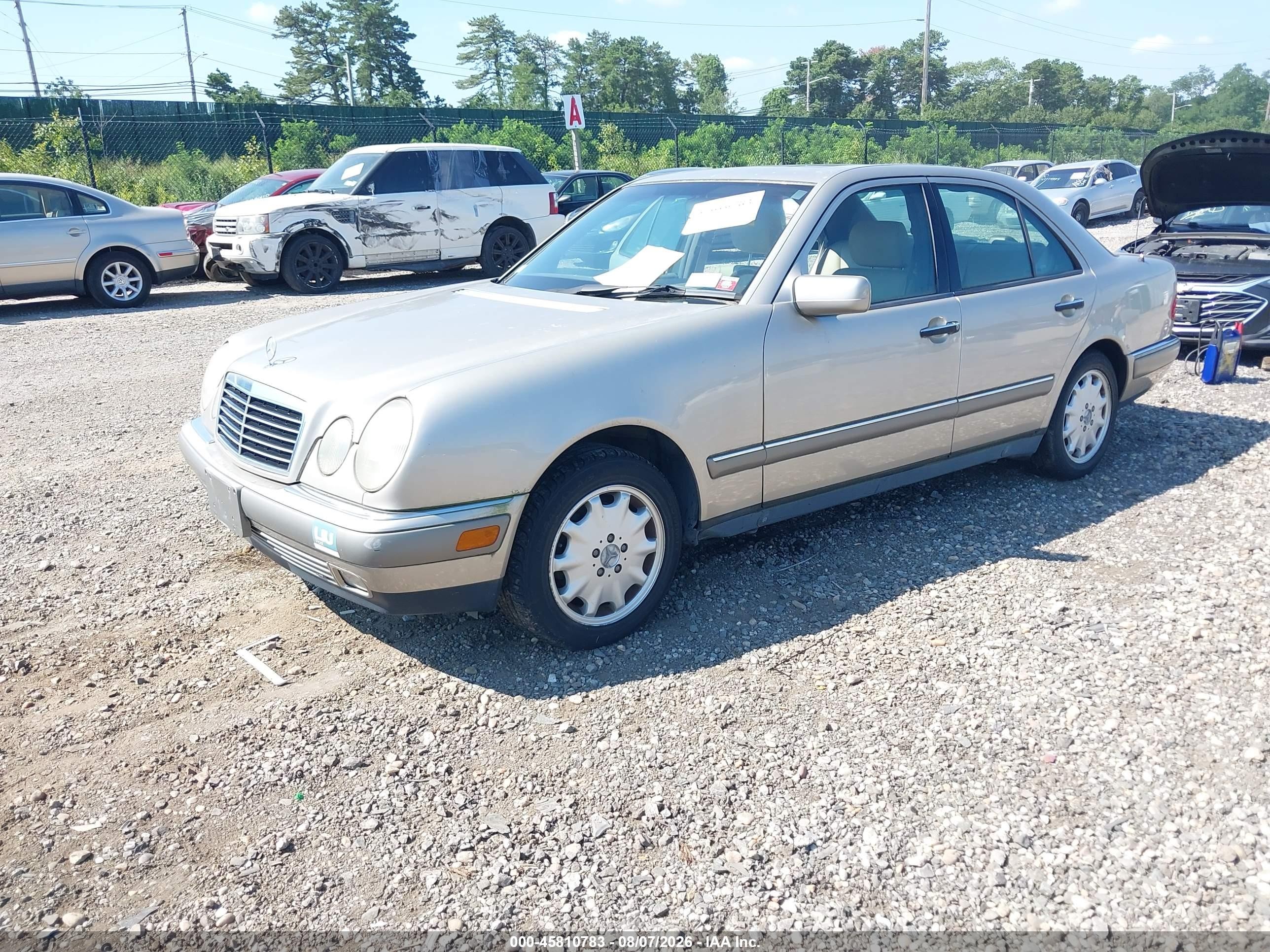 1996 Mercedes-benz E 320 Gold vin: WDBJF55F2TJ019367