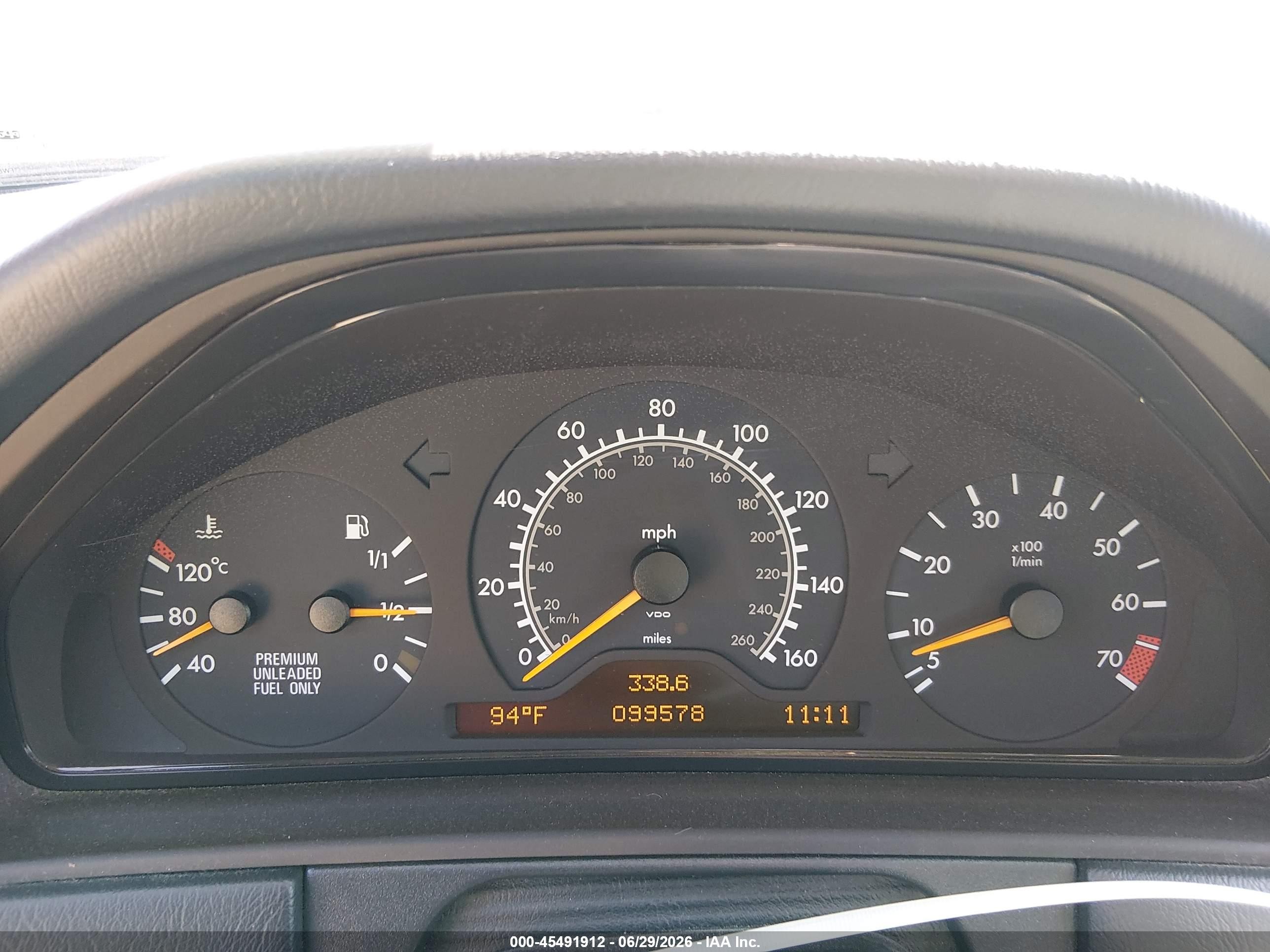 1997 Mercedes-benz E 320   Black vin: WDBJF55F2VA333331