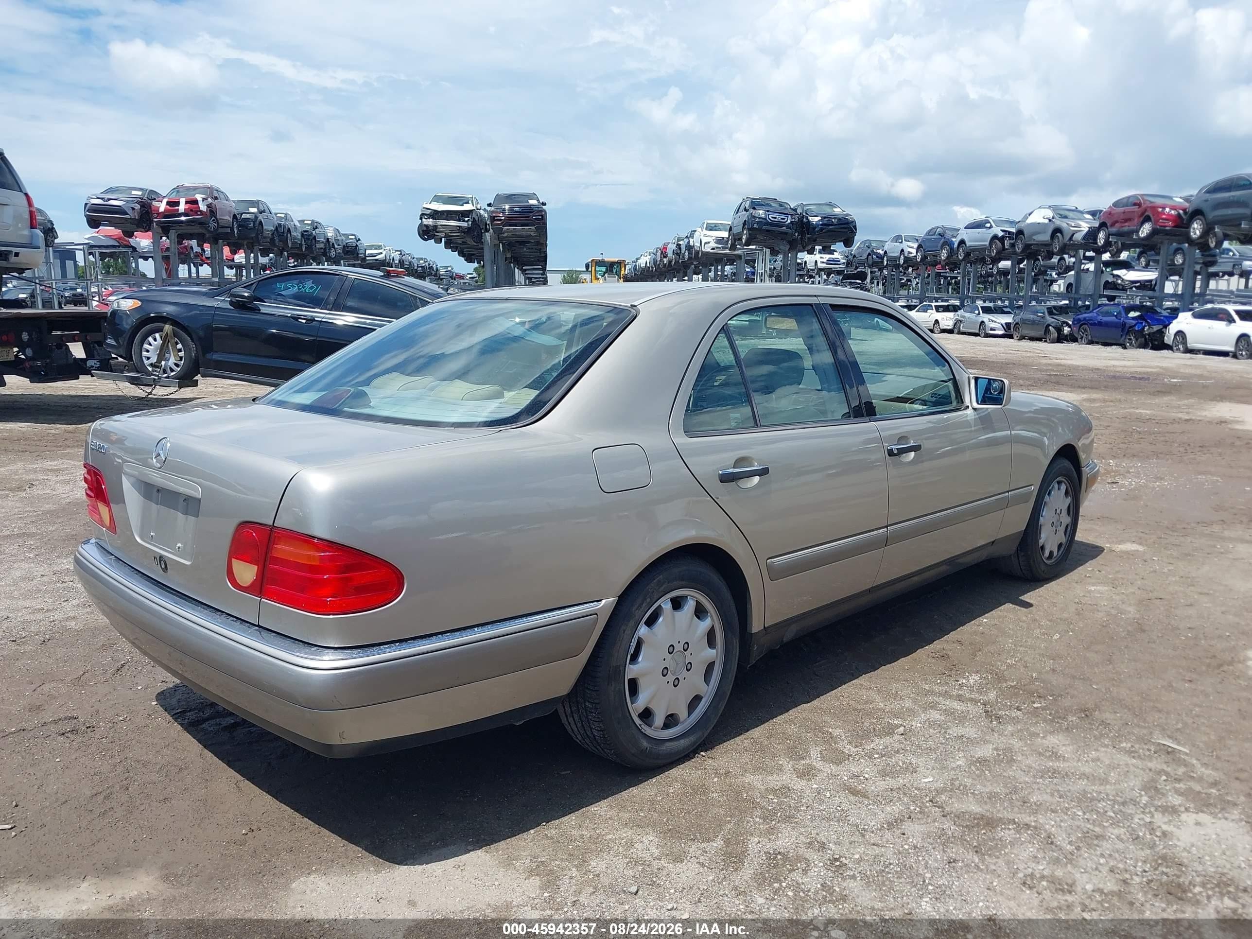 1997 Mercedes-benz E 320   Tan vin: WDBJF55F2VA337556