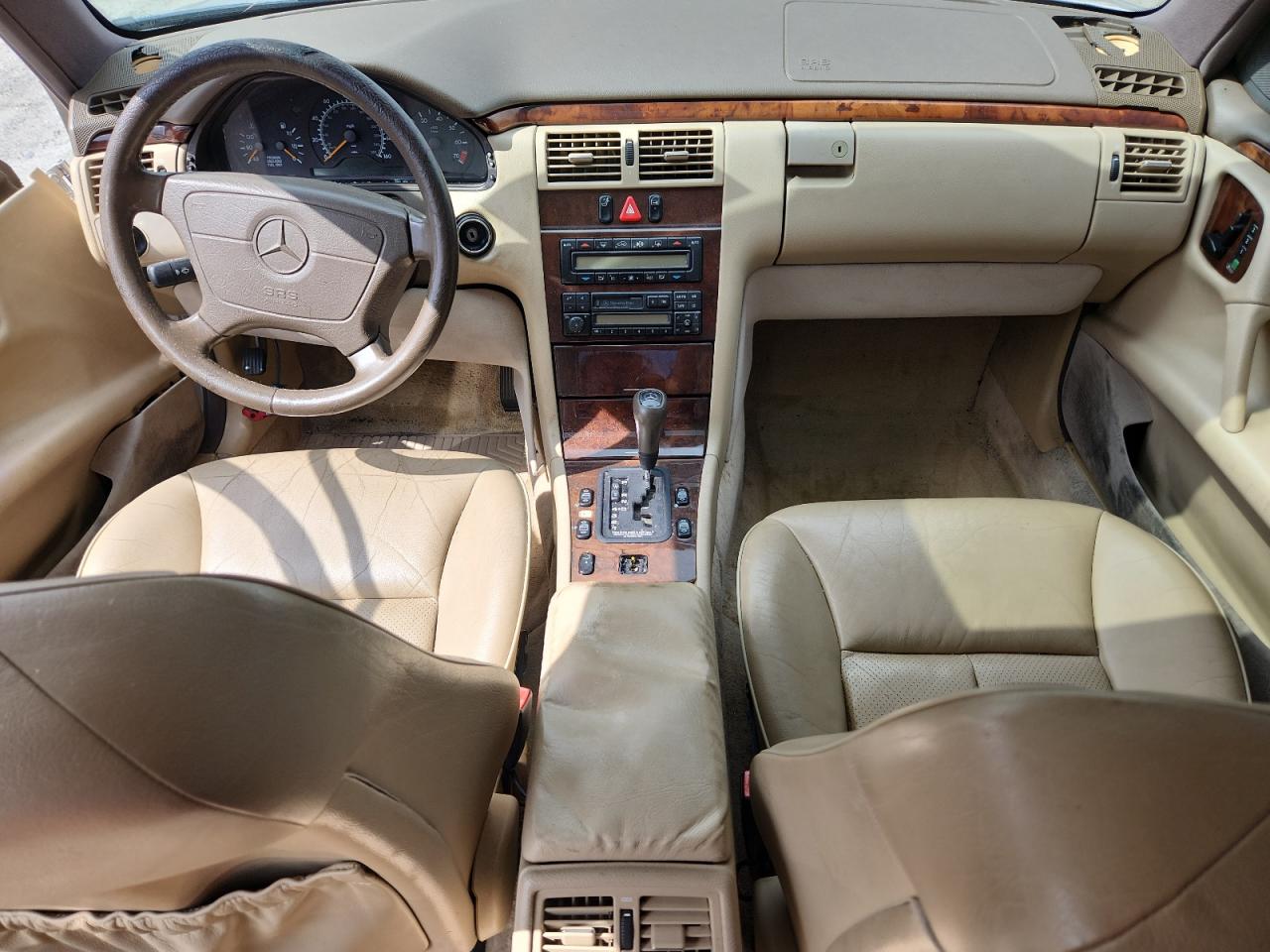 1997 Mercedes-benz E 320 Beige vin: WDBJF55F2VA436054