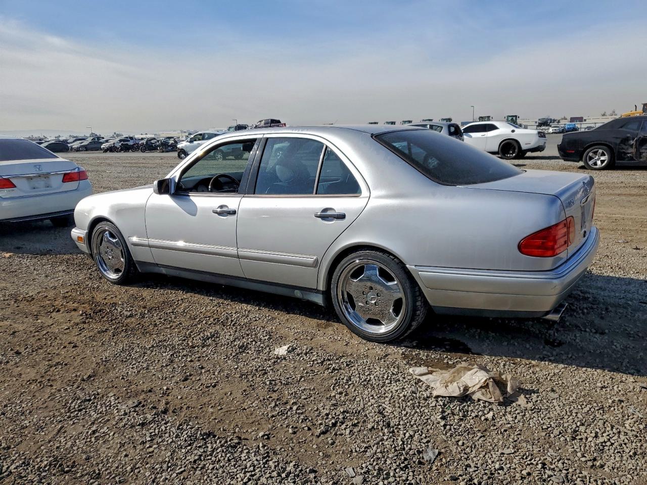 1997 Mercedes-benz E 320 Silver vin: WDBJF55F2VA437656