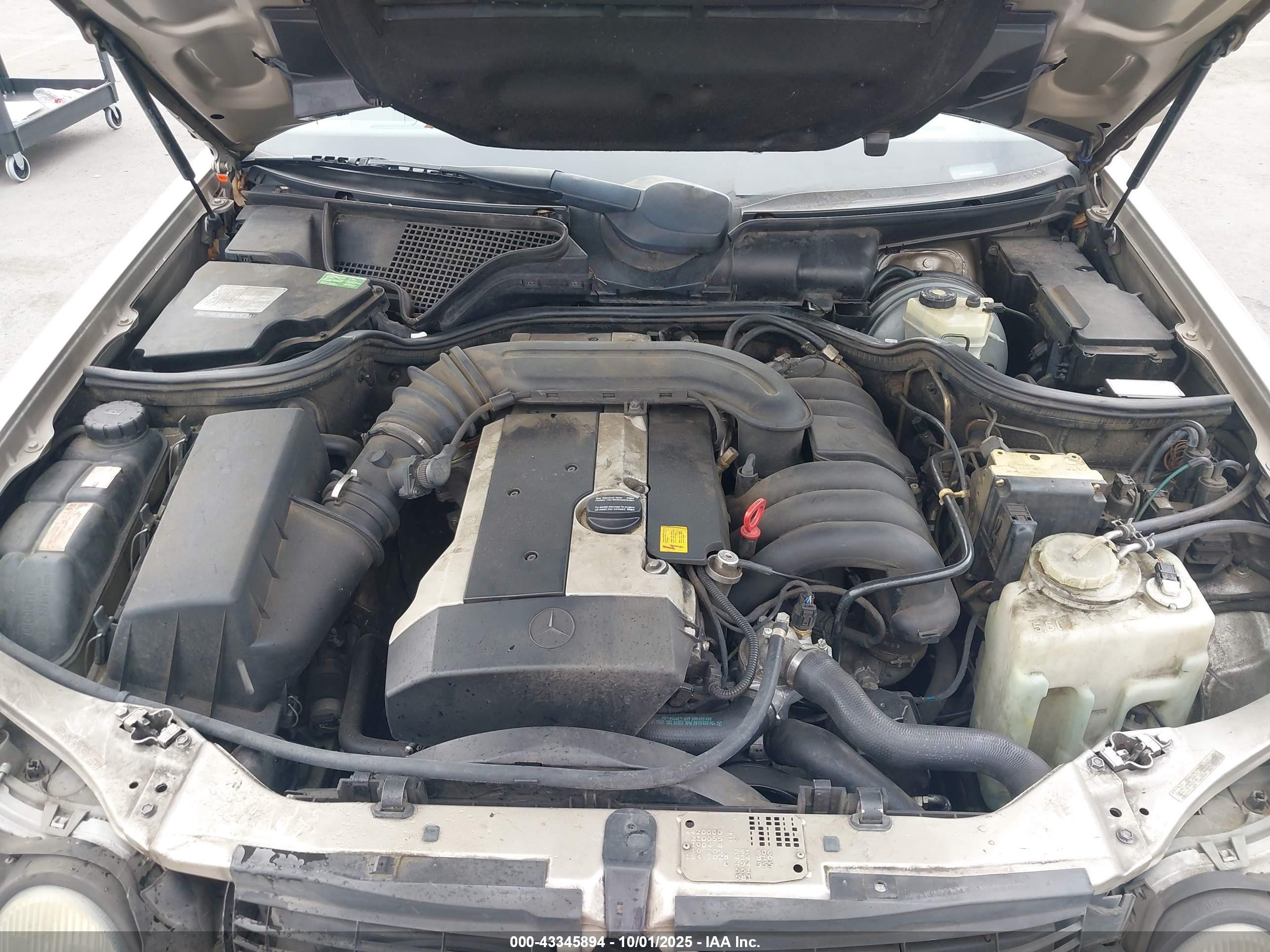 1996 Mercedes-benz E 320 Gold vin: WDBJF55F3TJ019958