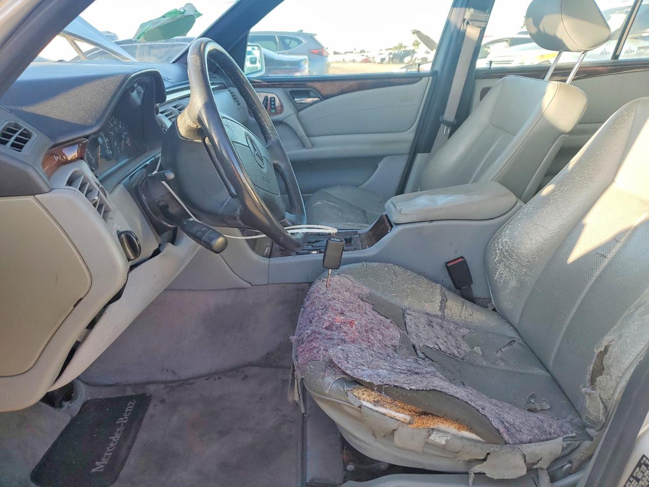 1997 Mercedes-benz E 320 Silver vin: WDBJF55F3VA288786