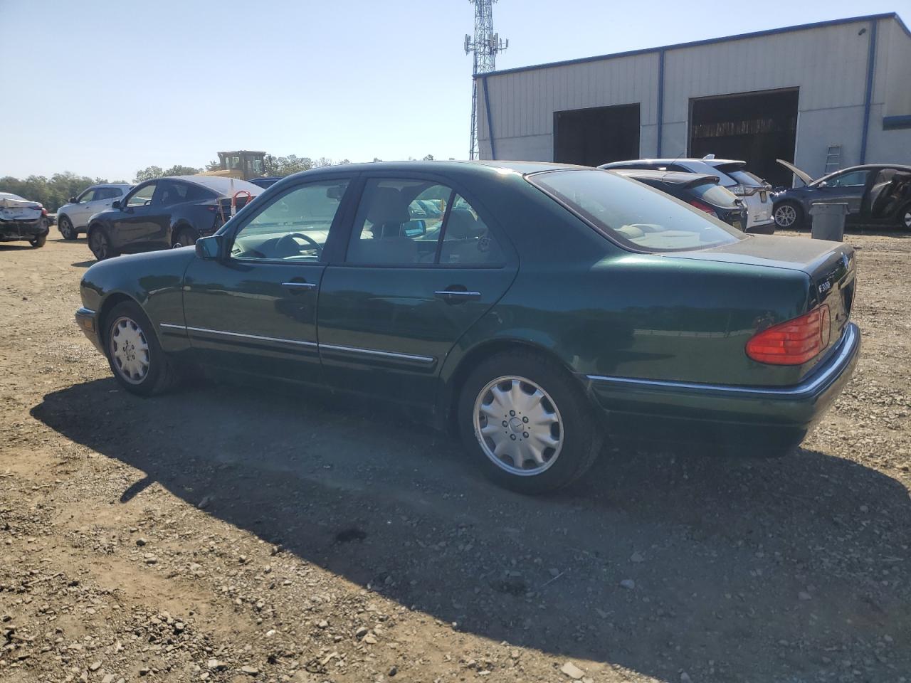 1997 Mercedes-benz E 320 Green vin: WDBJF55F3VA326436